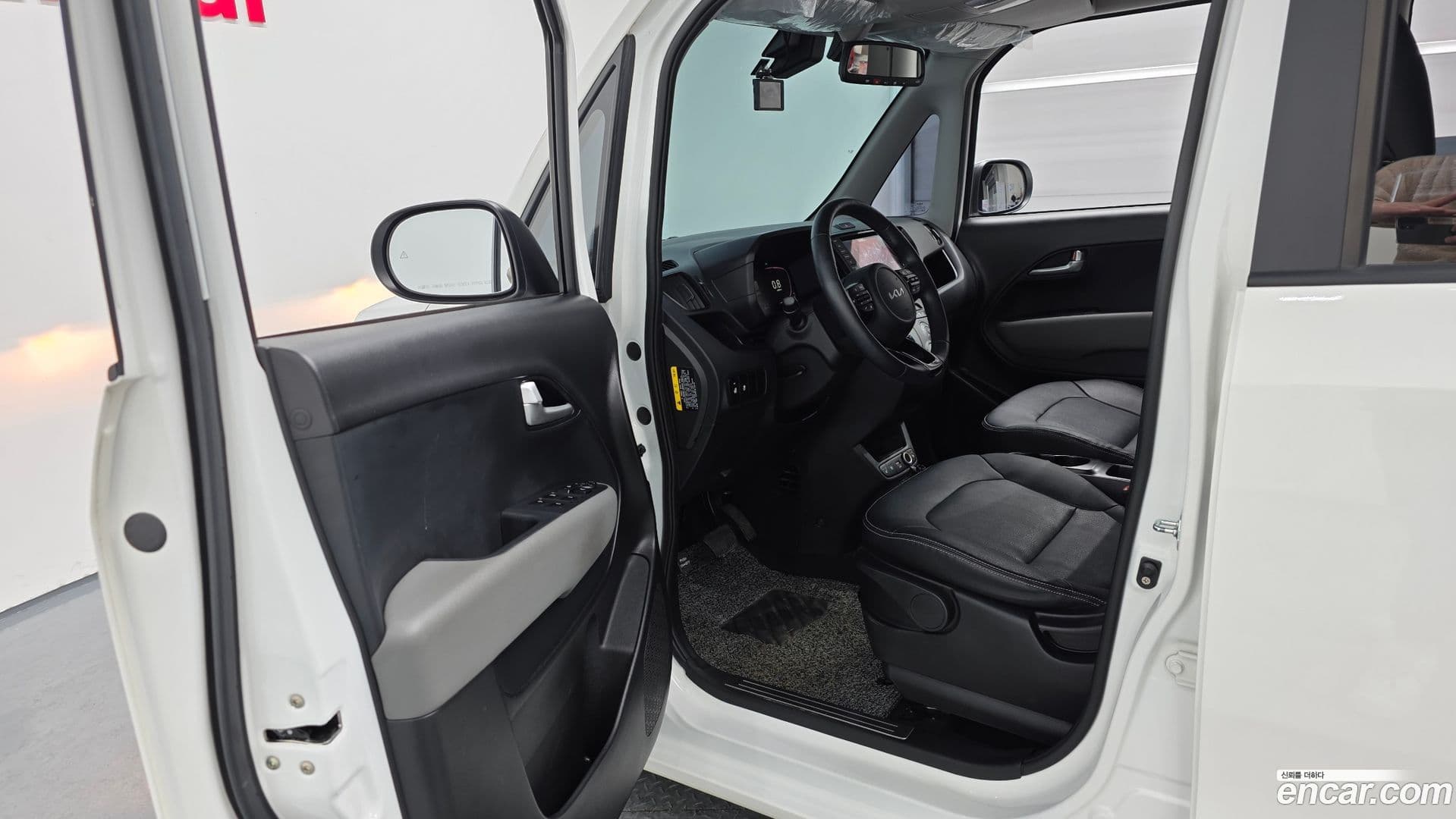 Main__Slider__Photo:RAY Kia 2022.10-9