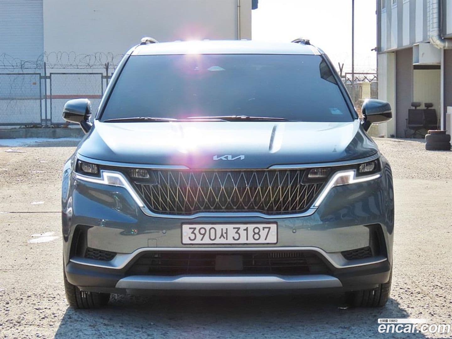 Main__Slider__Photo:Canival Kia 2021.8-0