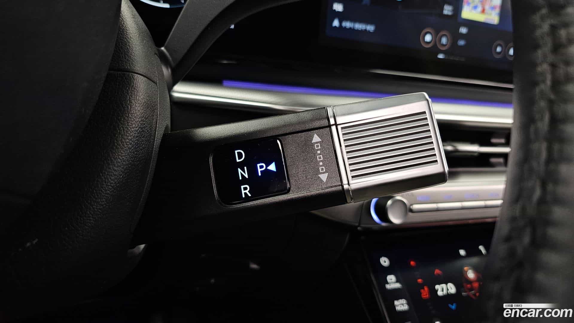 Grandeur Hyundai 2023.1-INNER-009