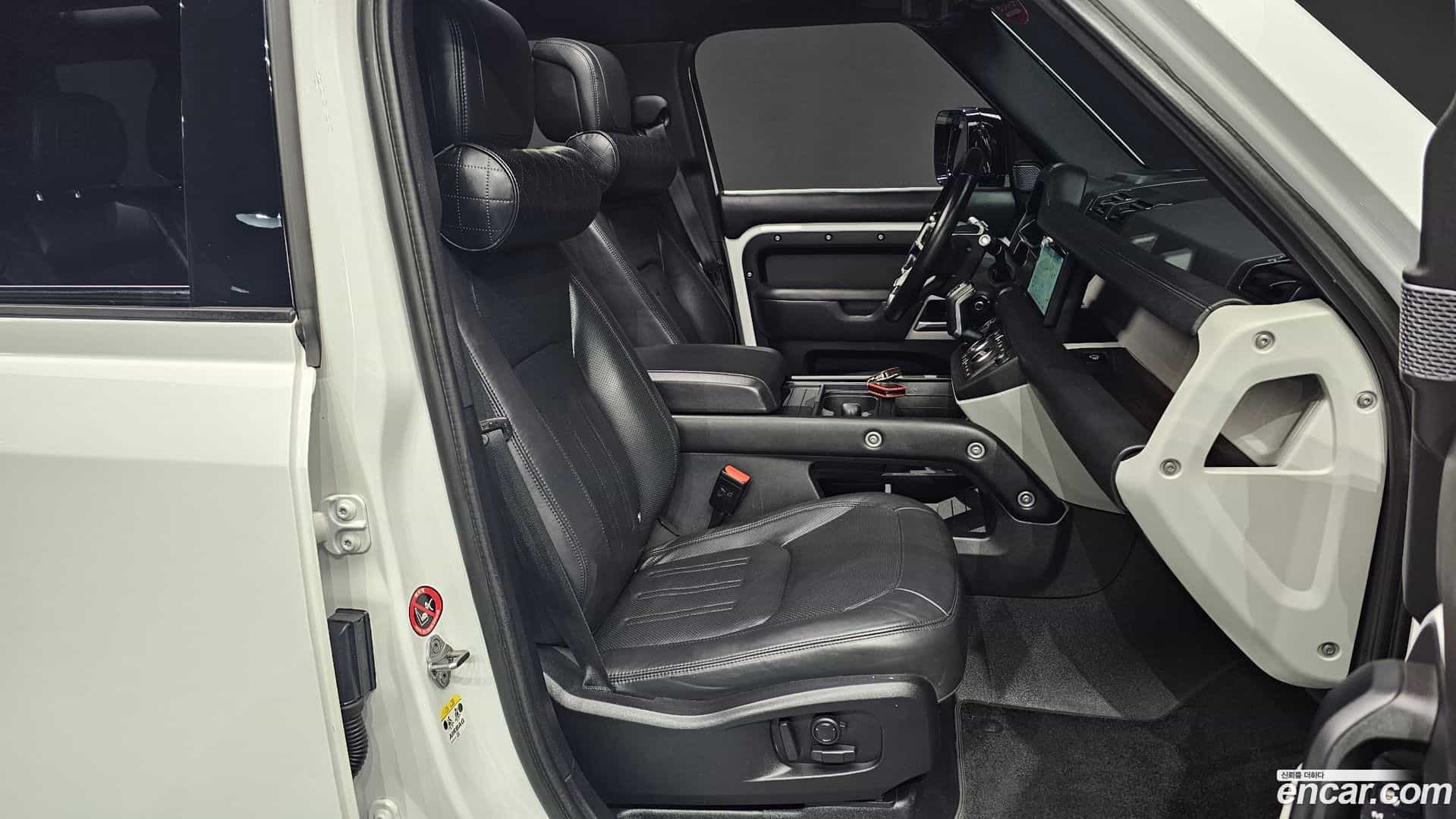 Defender Land Rover 2021.11-INNER-010