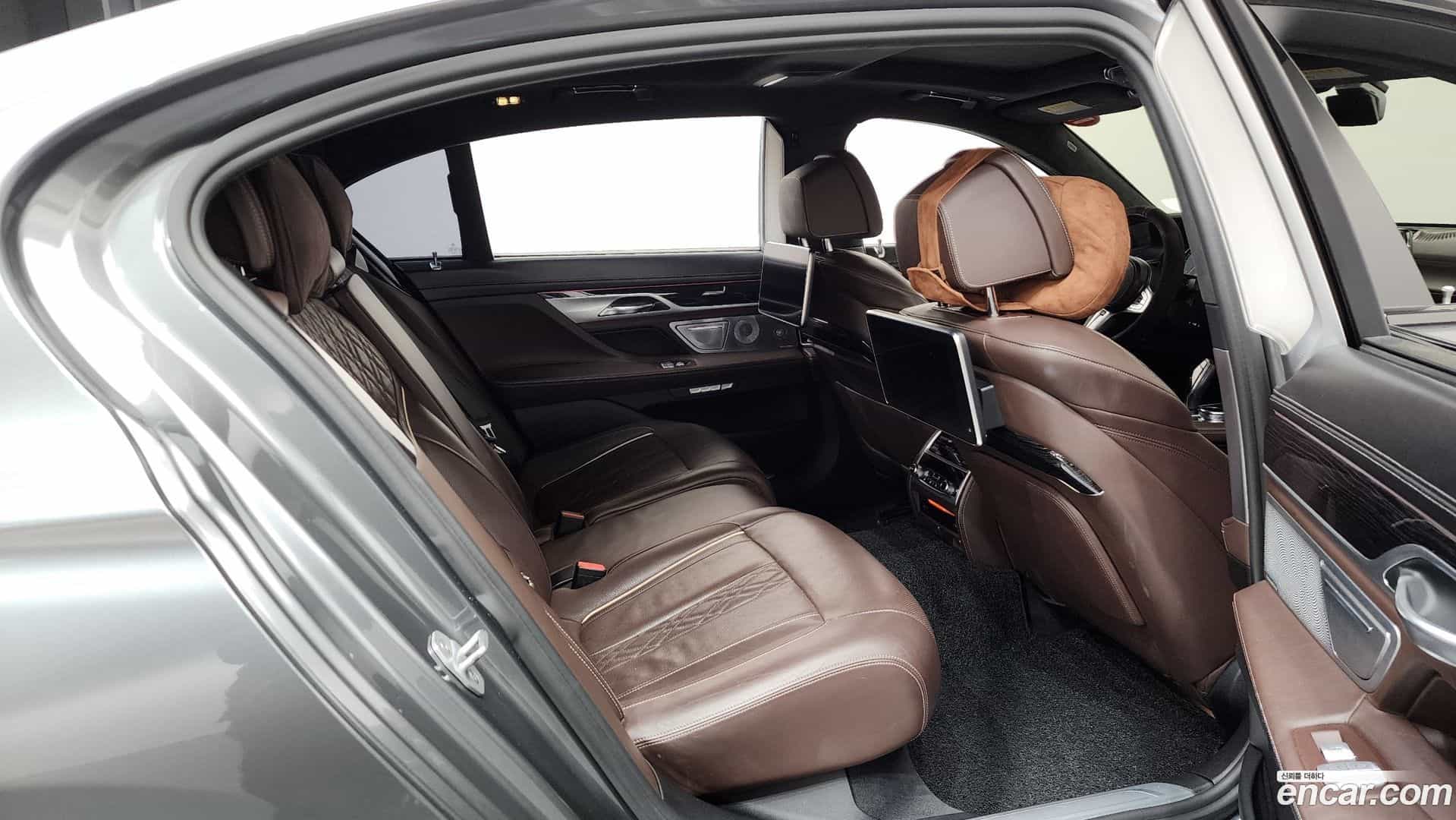 7-Series BMW 2017.10-OPTION-016