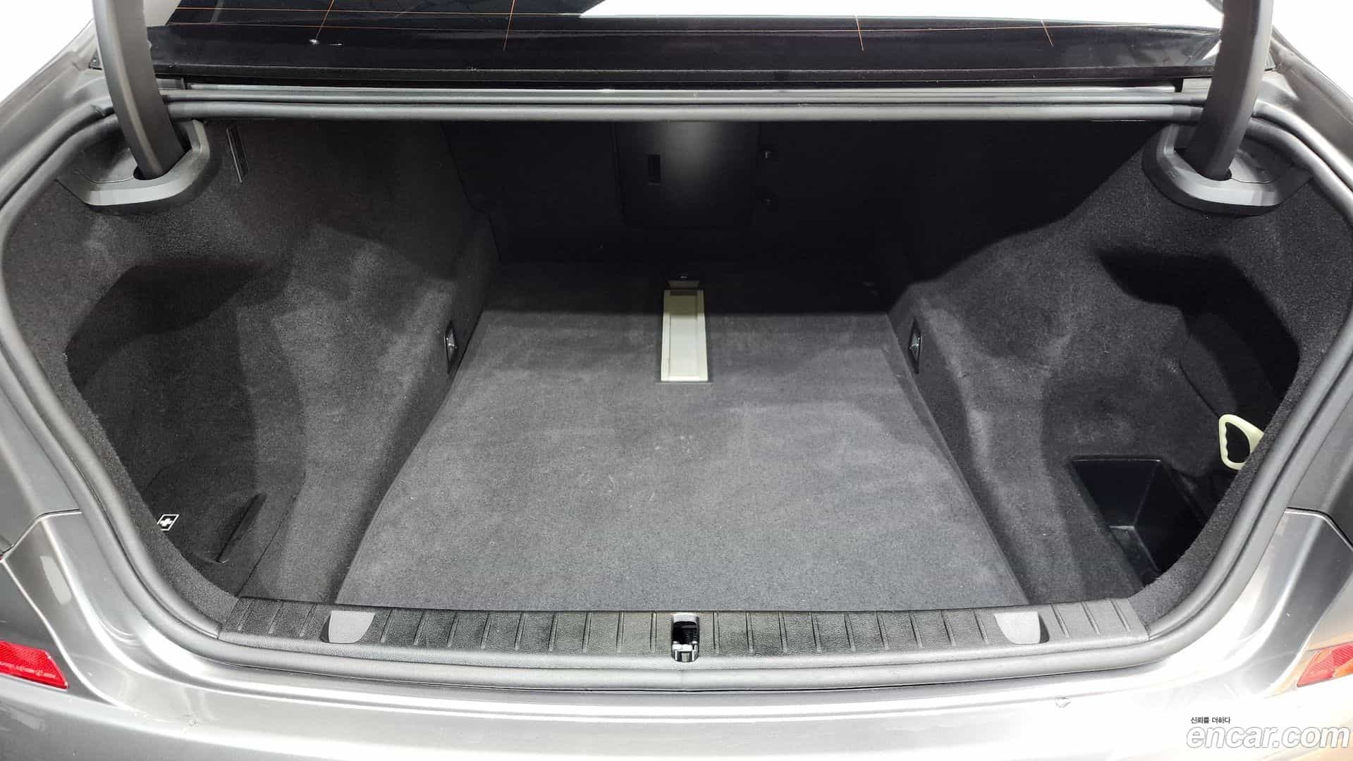 7-Series BMW 2017.10-OPTION-024