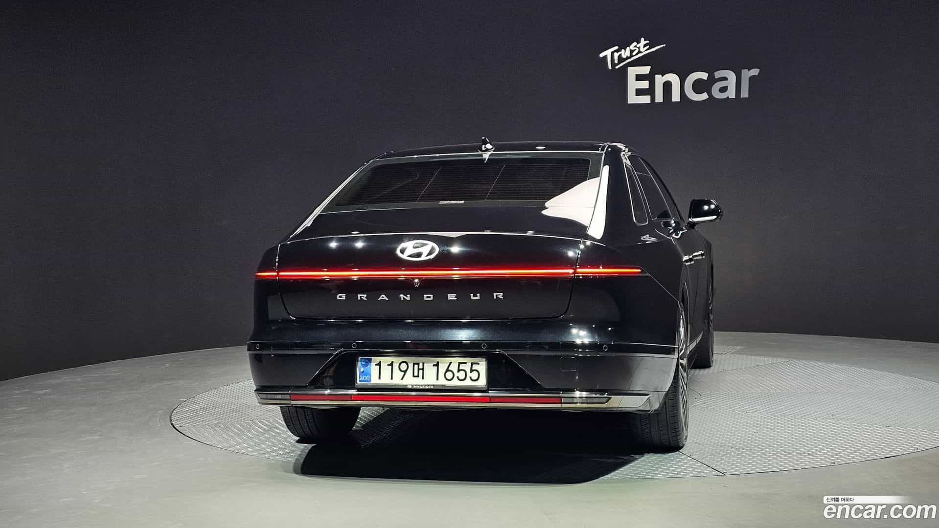 Grandeur Hyundai 2024.1-OUTER-004