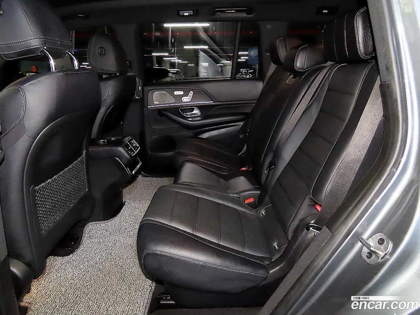 GLS-Class Mercedes-Benz 2022.0-INNER-006