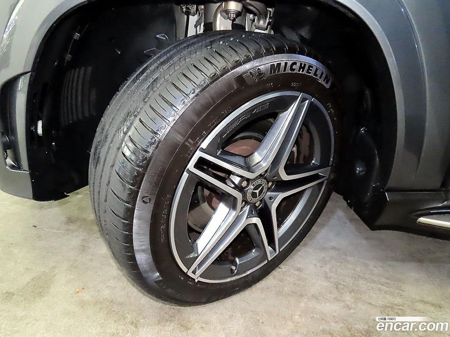 Main__Slider__Photo:GLS-Class Mercedes-Benz 2022.0-18