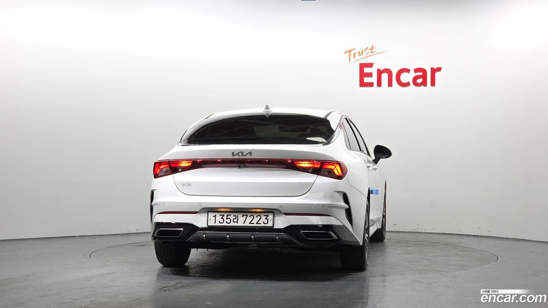 Main__Slider__Photo:K5 Kia 2023.5-3