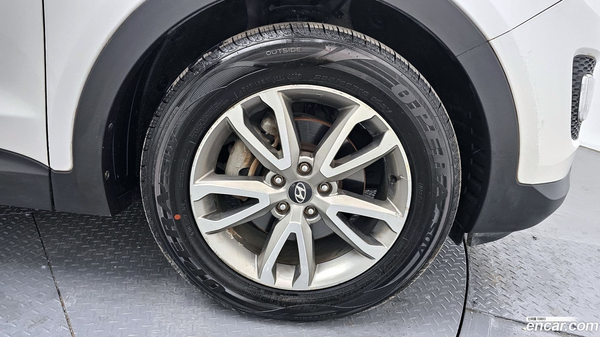 Main__Slider__Photo:Santafe Hyundai 2014.0-4