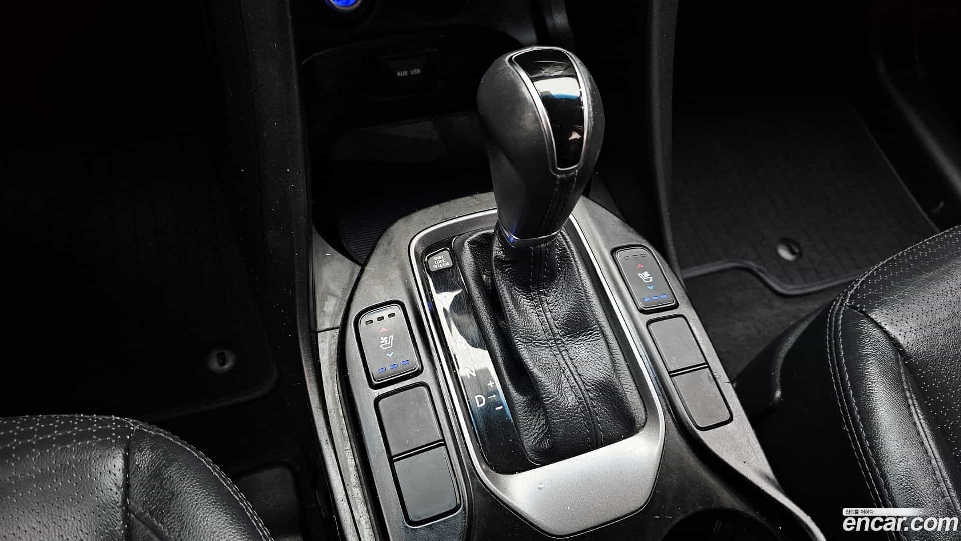 Santafe Hyundai 2014.0-INNER-009