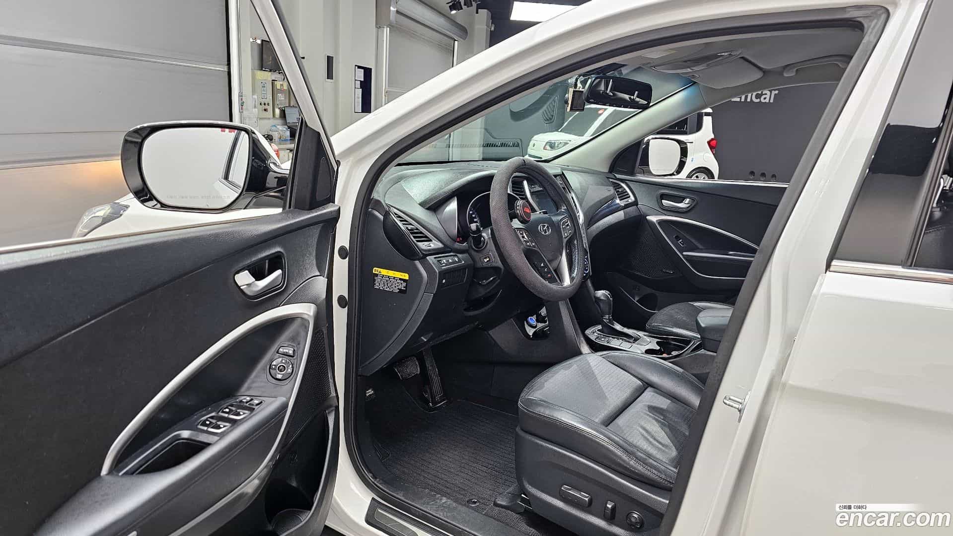 Santafe Hyundai 2014.0-INNER-010