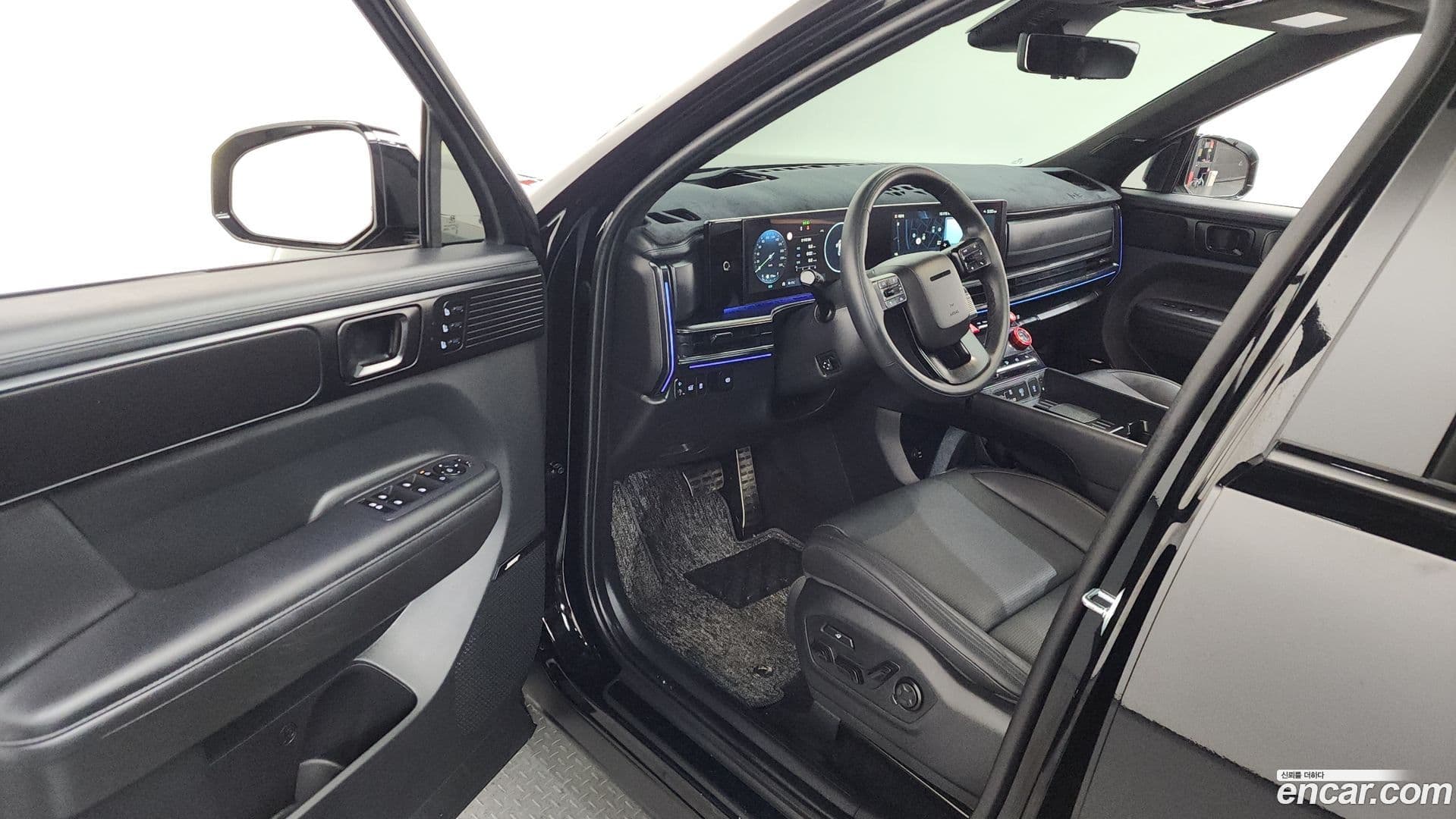 Main__Slider__Photo:Santafe Hyundai 2025.3-9