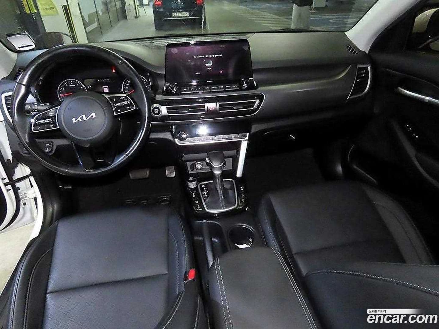 Main__Slider__Photo:Sorento Kia 2021.11-9