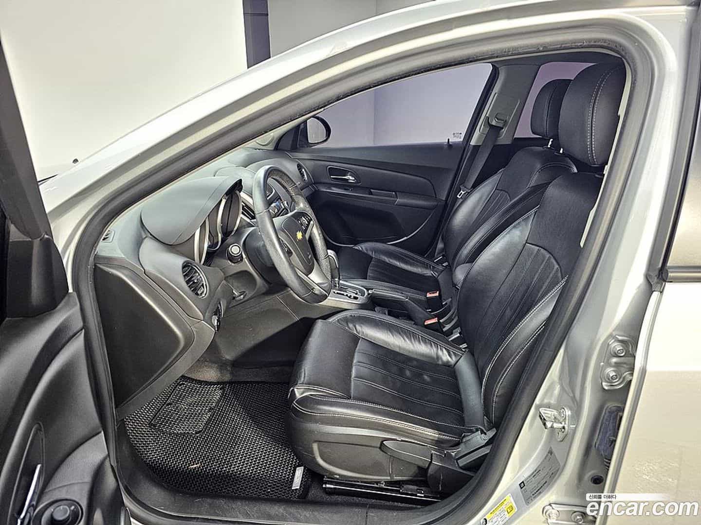 Cruze ChevroletGMDaewoo 2013.2-INNER-008