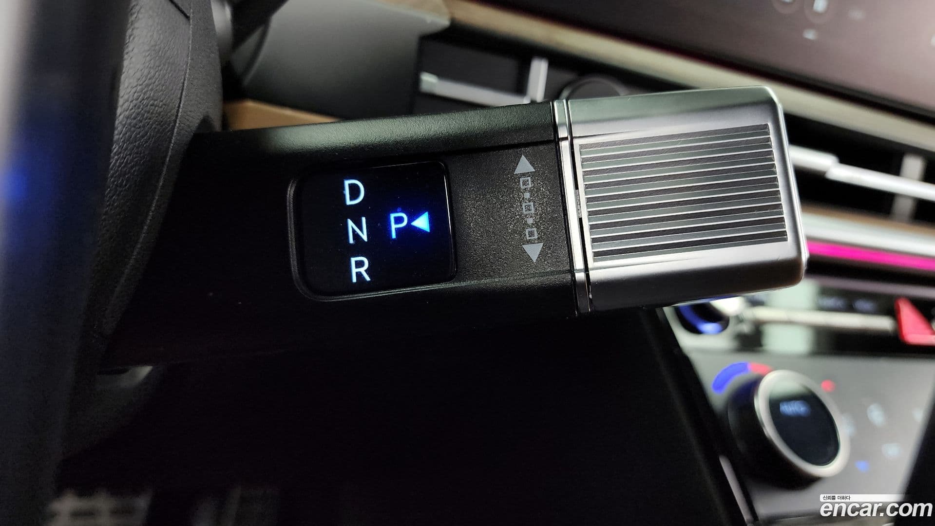 Main__Slider__Photo:Santafe Hyundai 2023.9-8