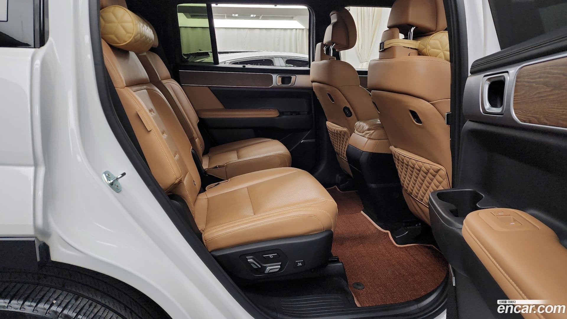 Main__Slider__Photo:Santafe Hyundai 2023.9-11