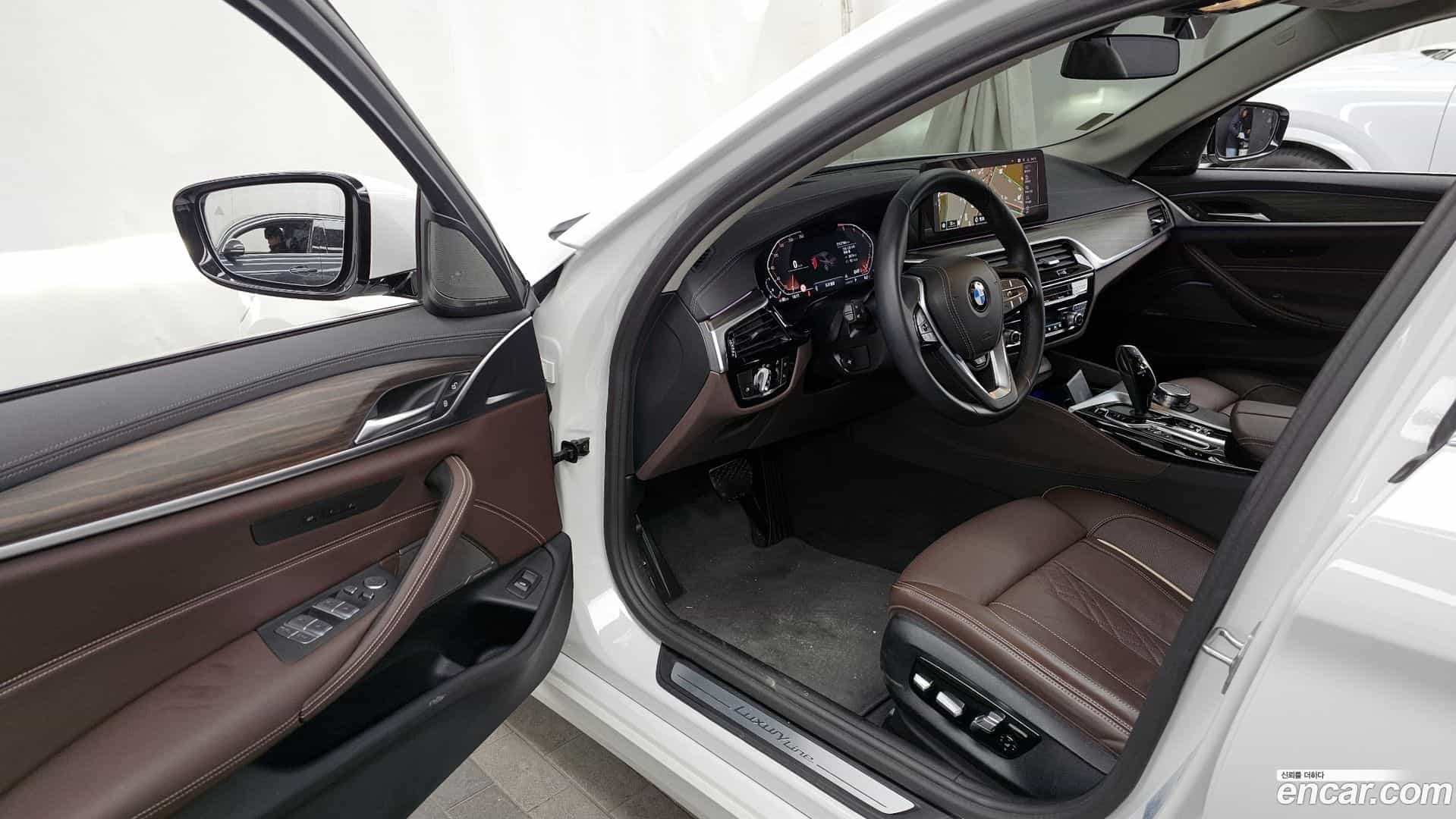 5-Series BMW 2023.4-INNER-010