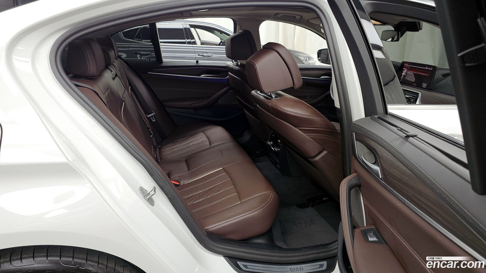 Main__Slider__Photo:5-Series BMW 2023.4-11