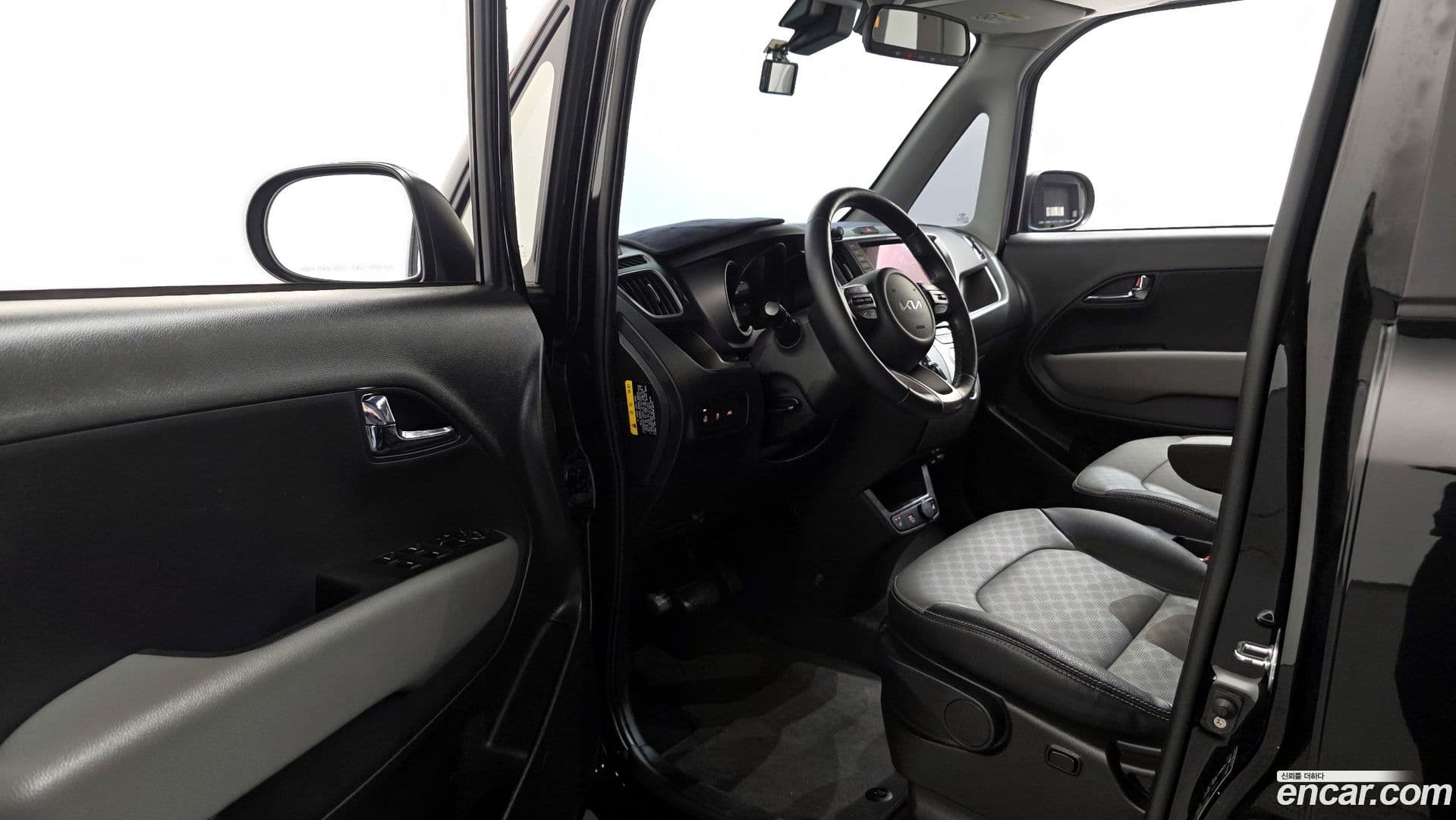 Main__Slider__Photo:RAY Kia 2021.8-9