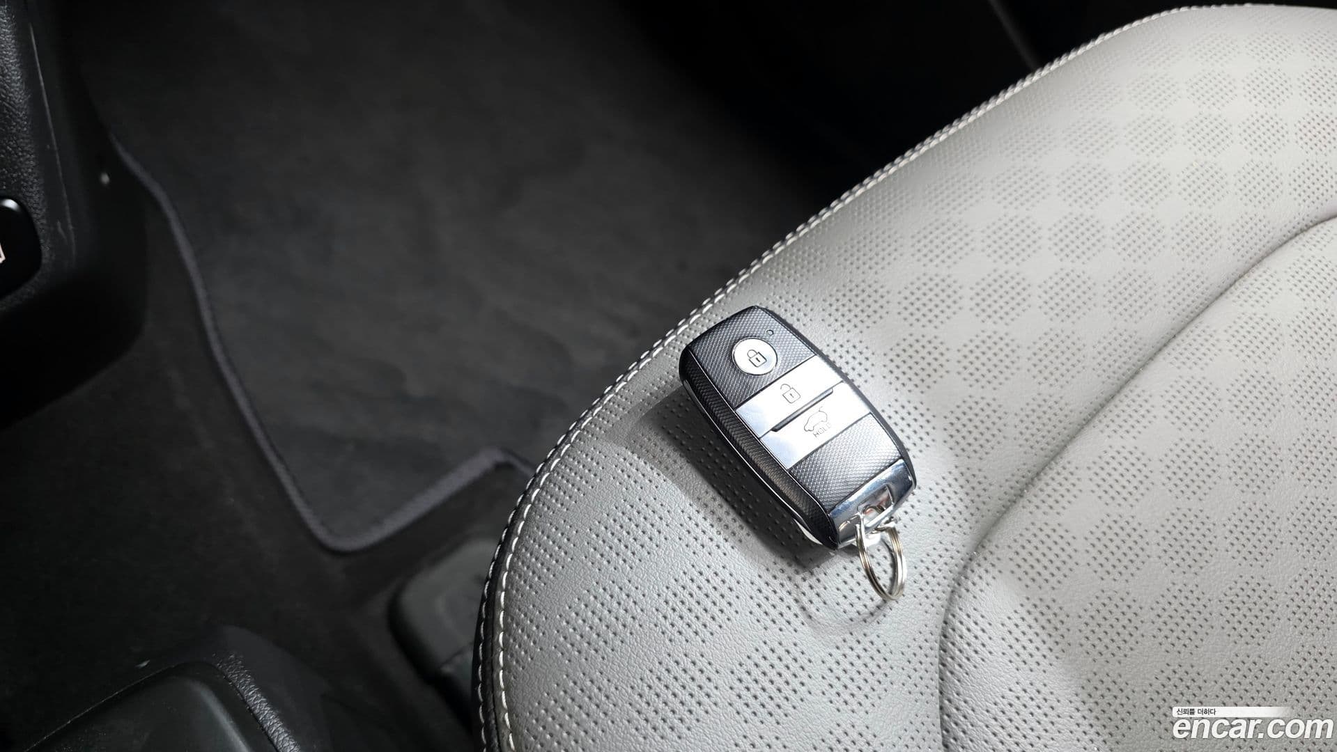 Main__Slider__Photo:RAY Kia 2021.8-18