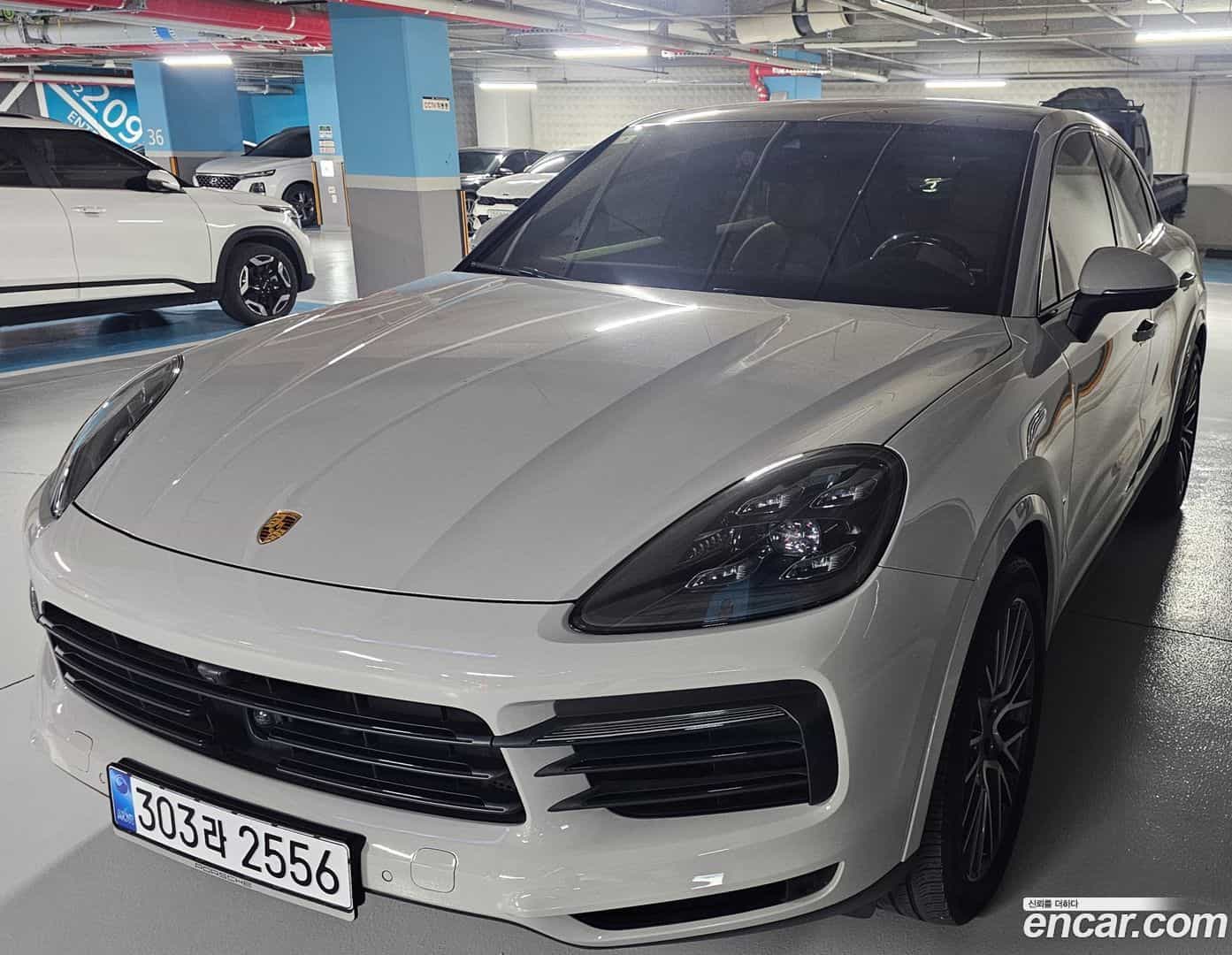 Cayenne Porsche 2022.1-OUTER-001