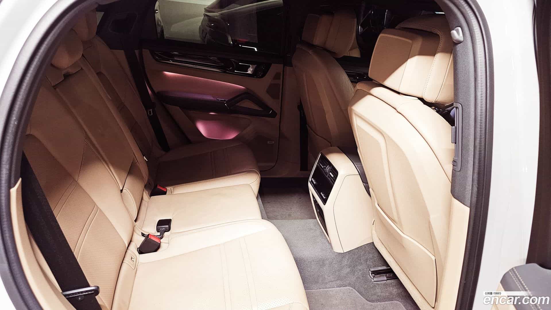 Cayenne Porsche 2022.1-OPTION-015