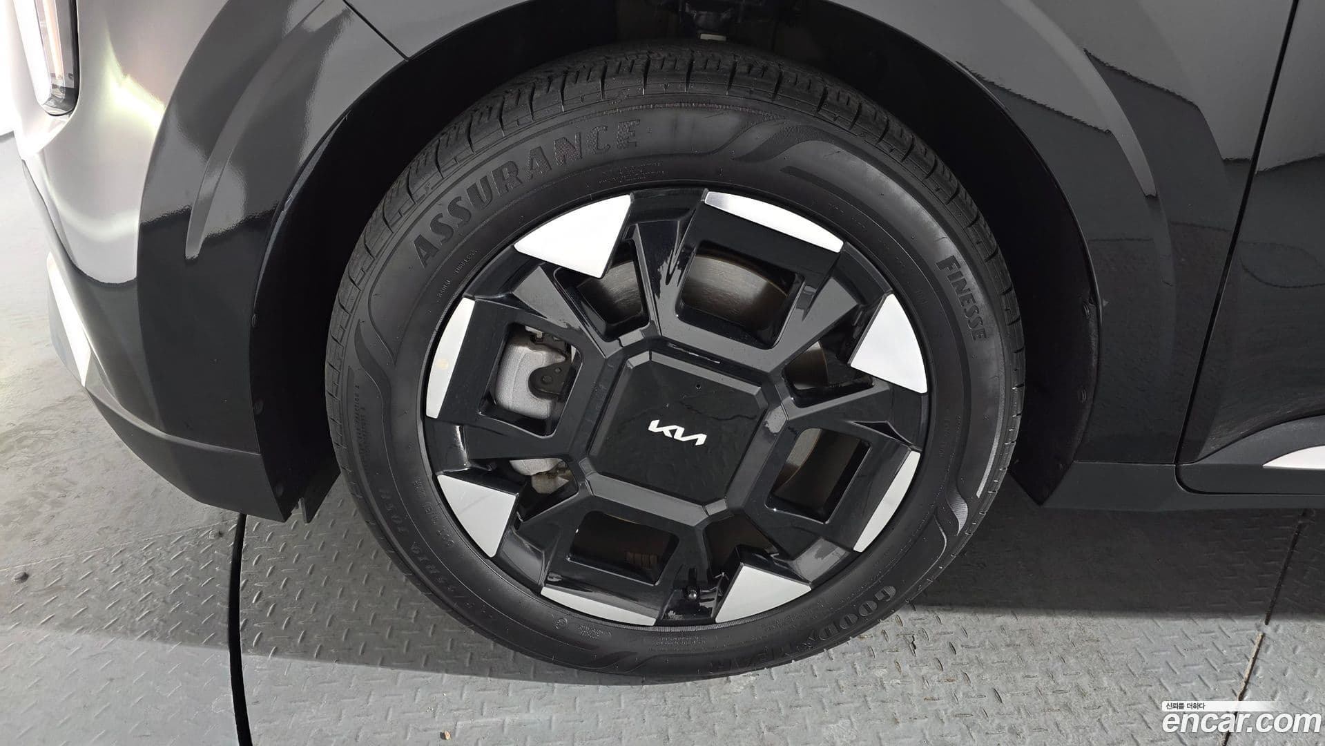 Main__Slider__Photo:Canival Kia 2024.10-4