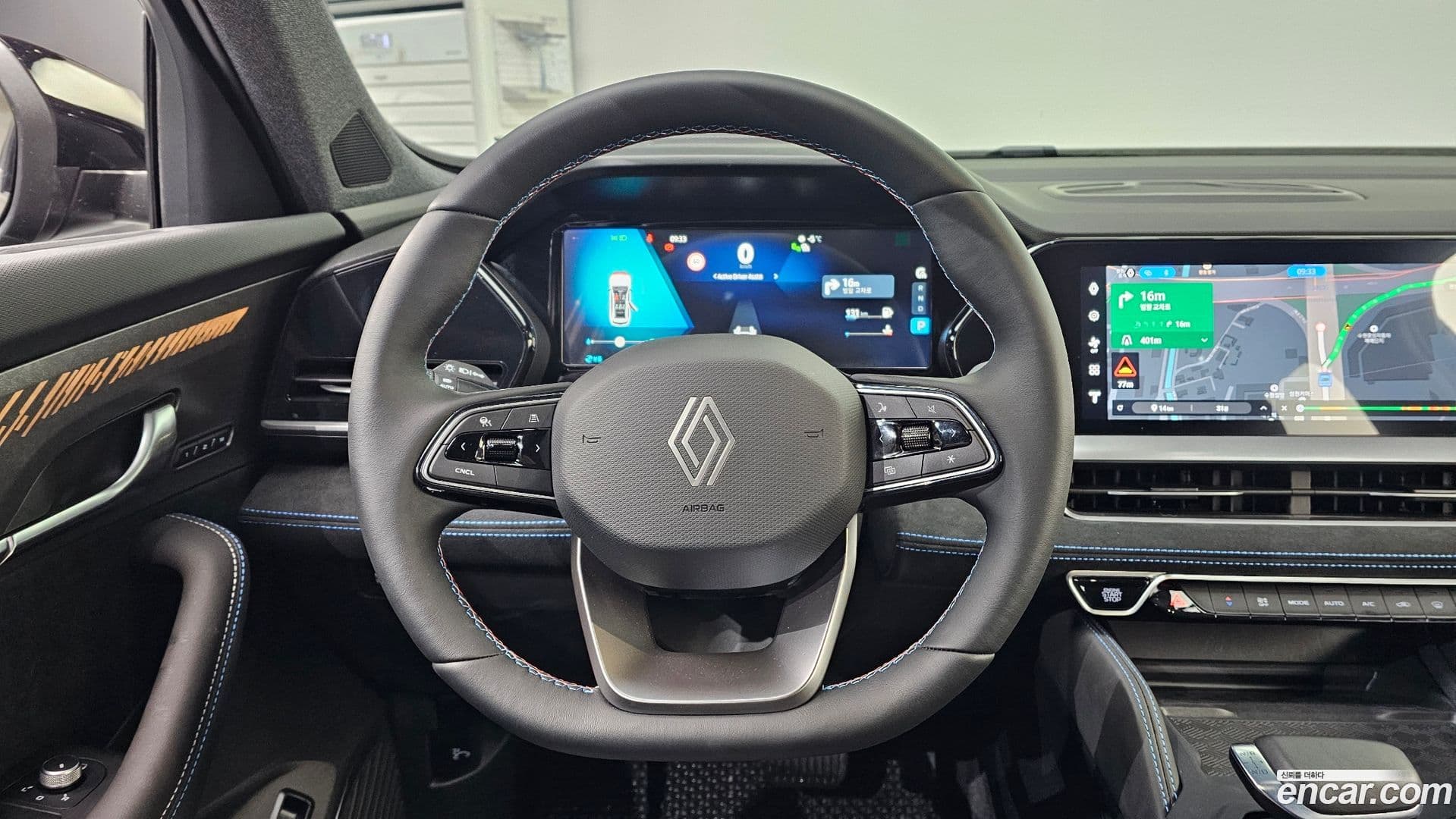 Main__Slider__Photo:Grand Koleos Renault-KoreaSamsung 2025.1-12