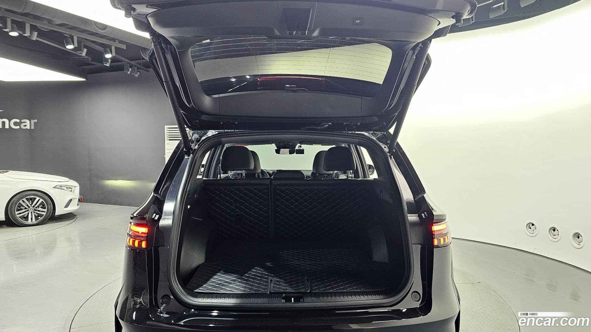 Main__Slider__Photo:Grand Koleos Renault-KoreaSamsung 2025.1-19