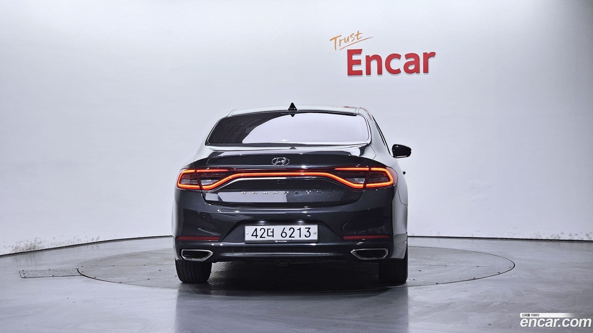 Main__Slider__Photo:Grandeur Hyundai 2017.4-3