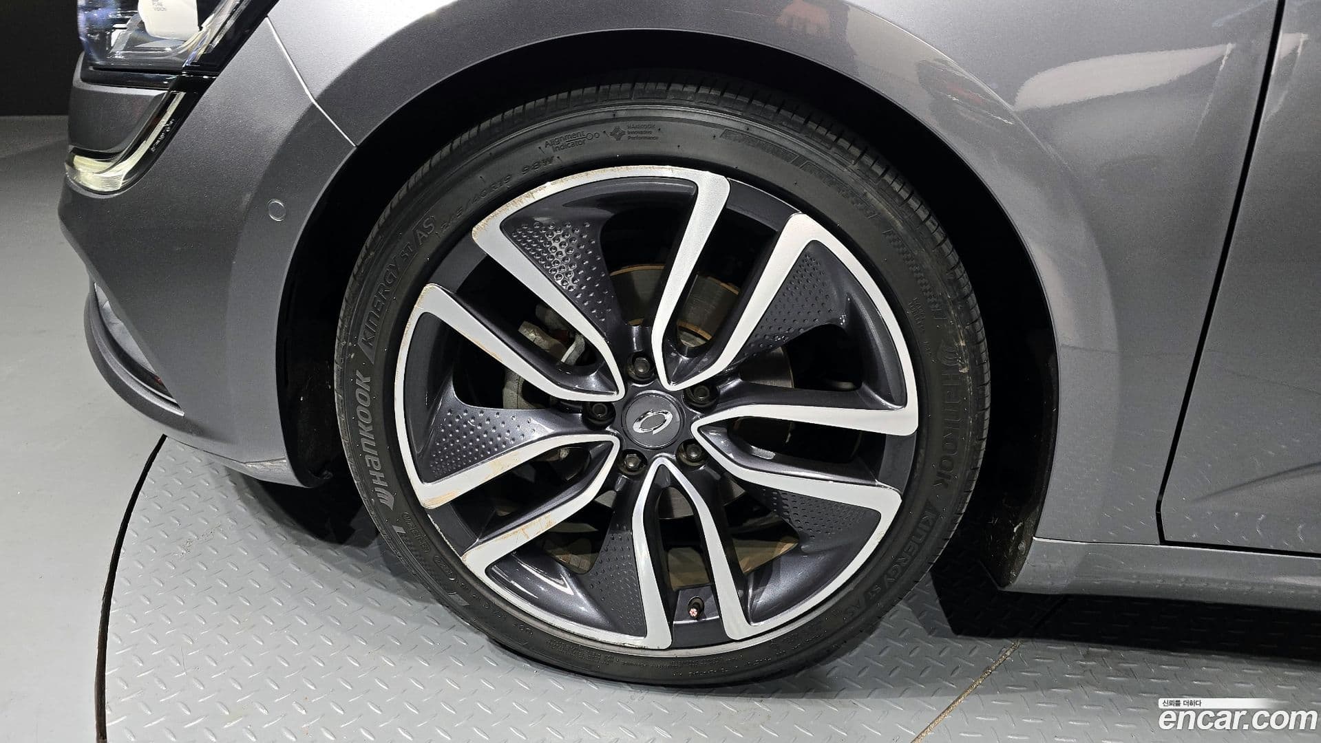 Main__Slider__Photo:SM6 Renault-KoreaSamsung 2017.5-4