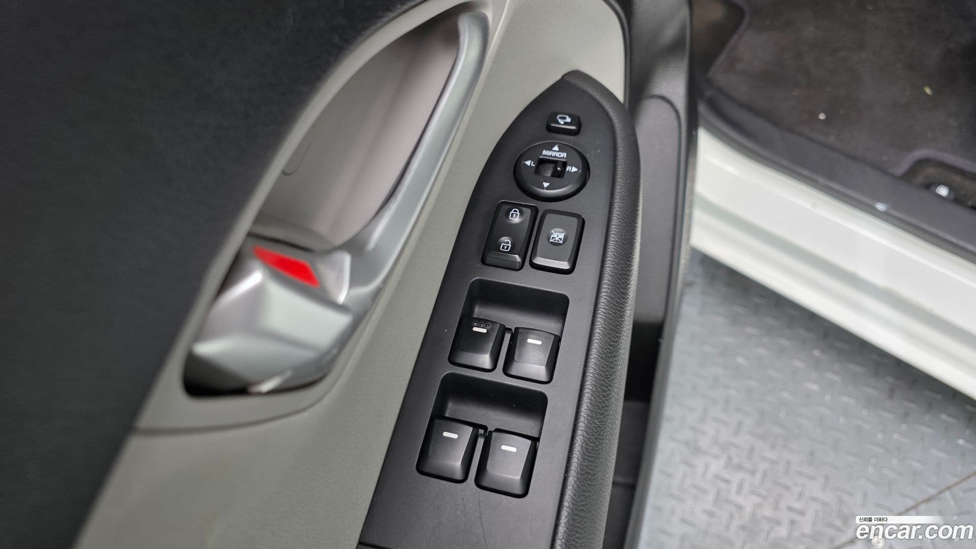 Main__Slider__Photo:RAY Kia 2021.5-13