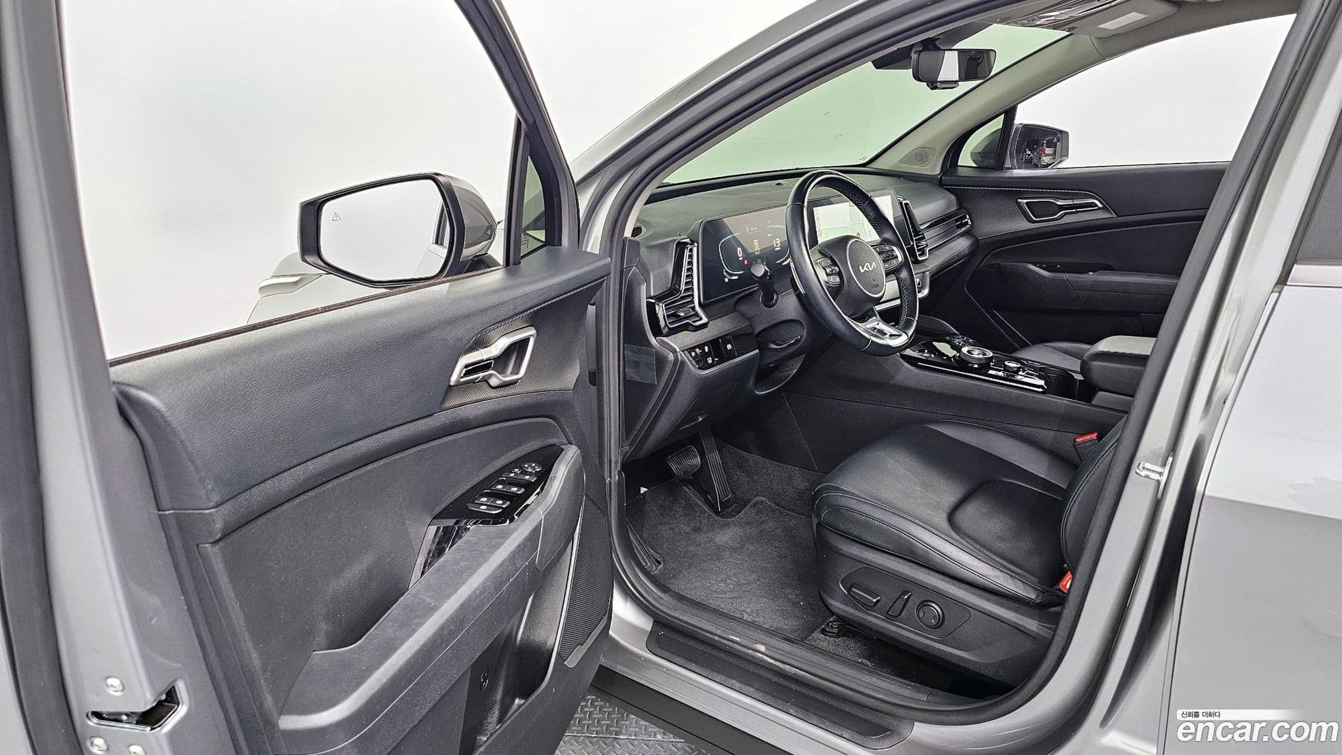 Main__Slider__Photo:Sportage Kia 2023.5-9