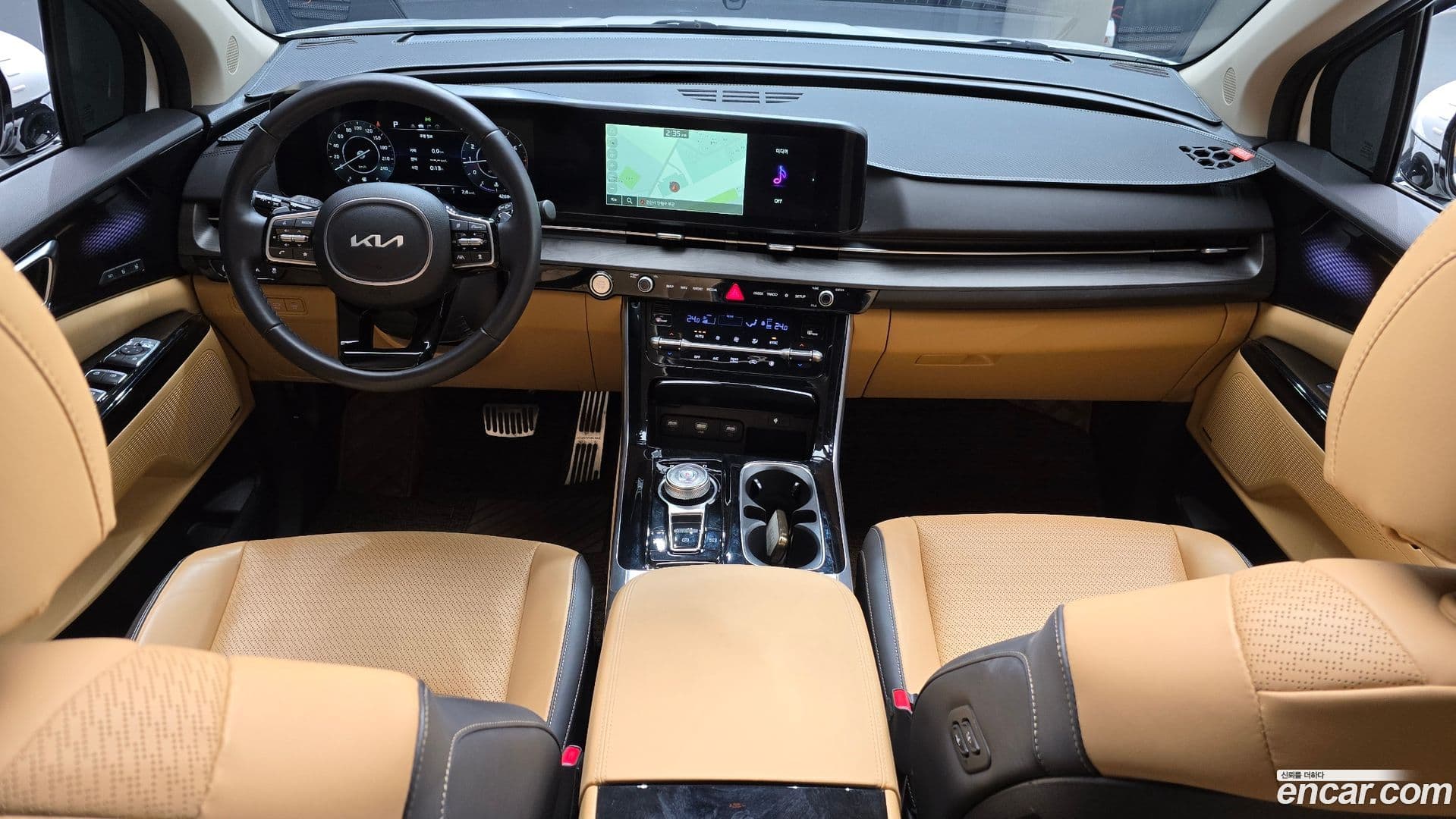 Main__Slider__Photo:Canival Kia 2023.7-6