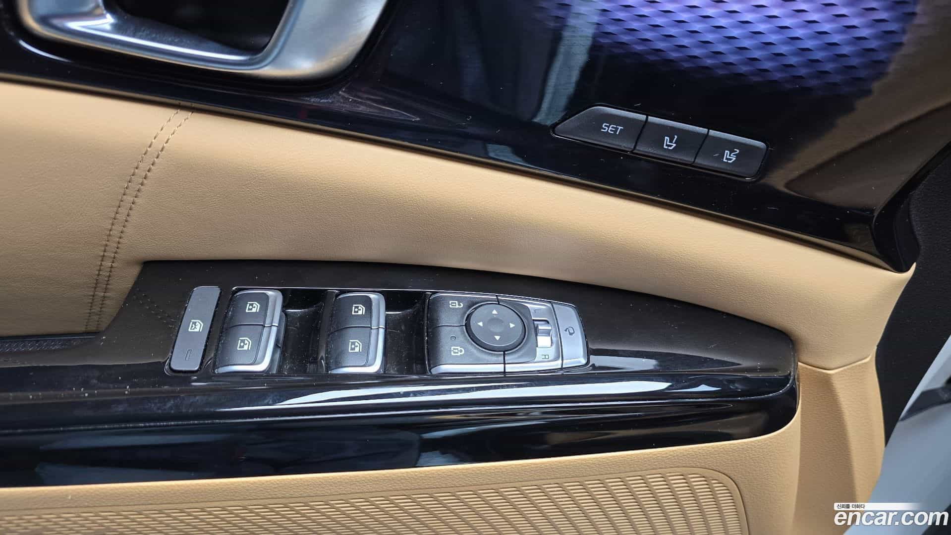 Canival Kia 2023.7-OPTION-018