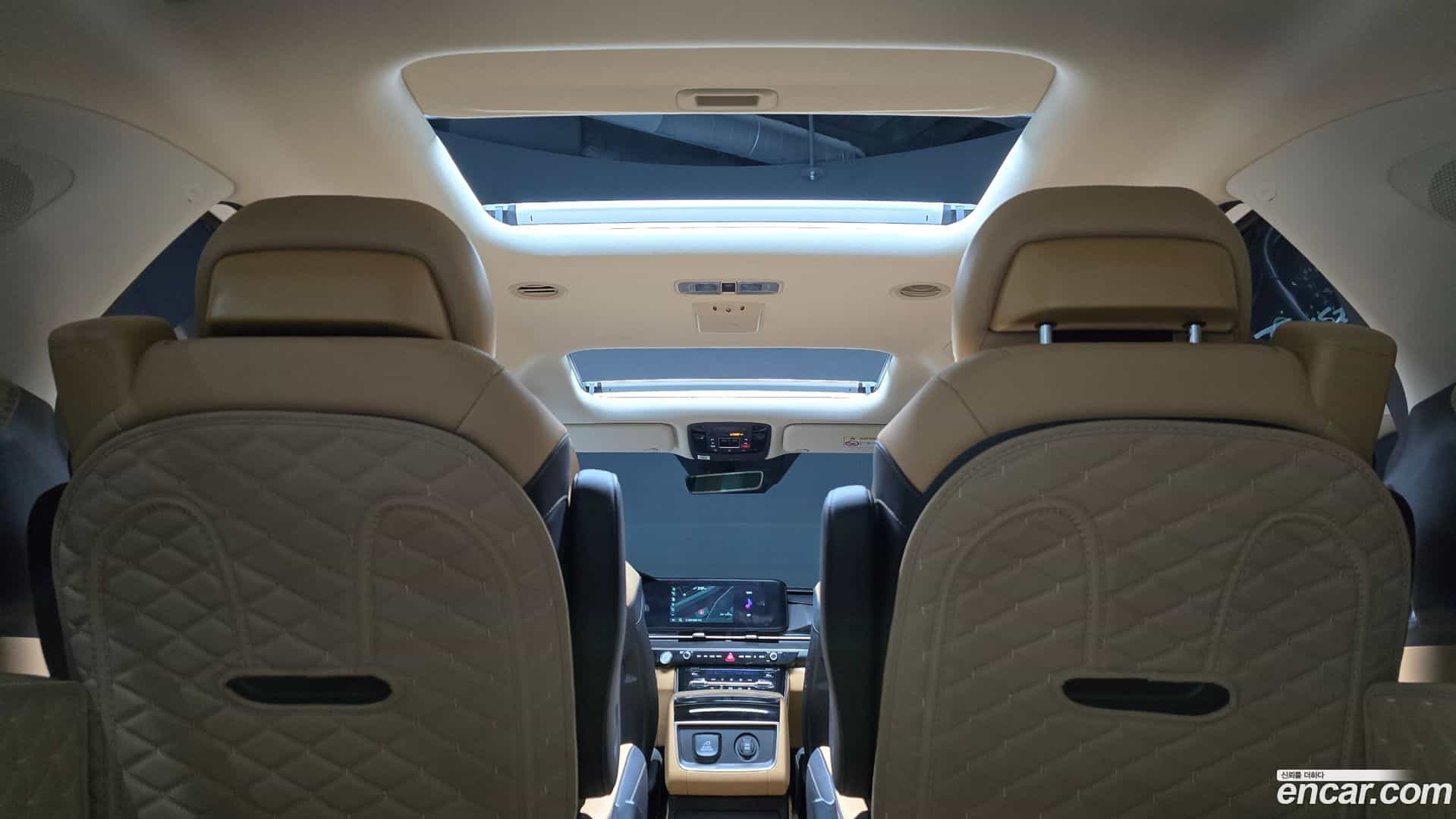 Canival Kia 2023.7-OPTION-024