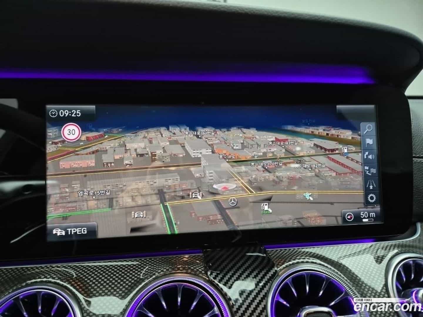 E-Class Mercedes-Benz 2017.6-INNER-010