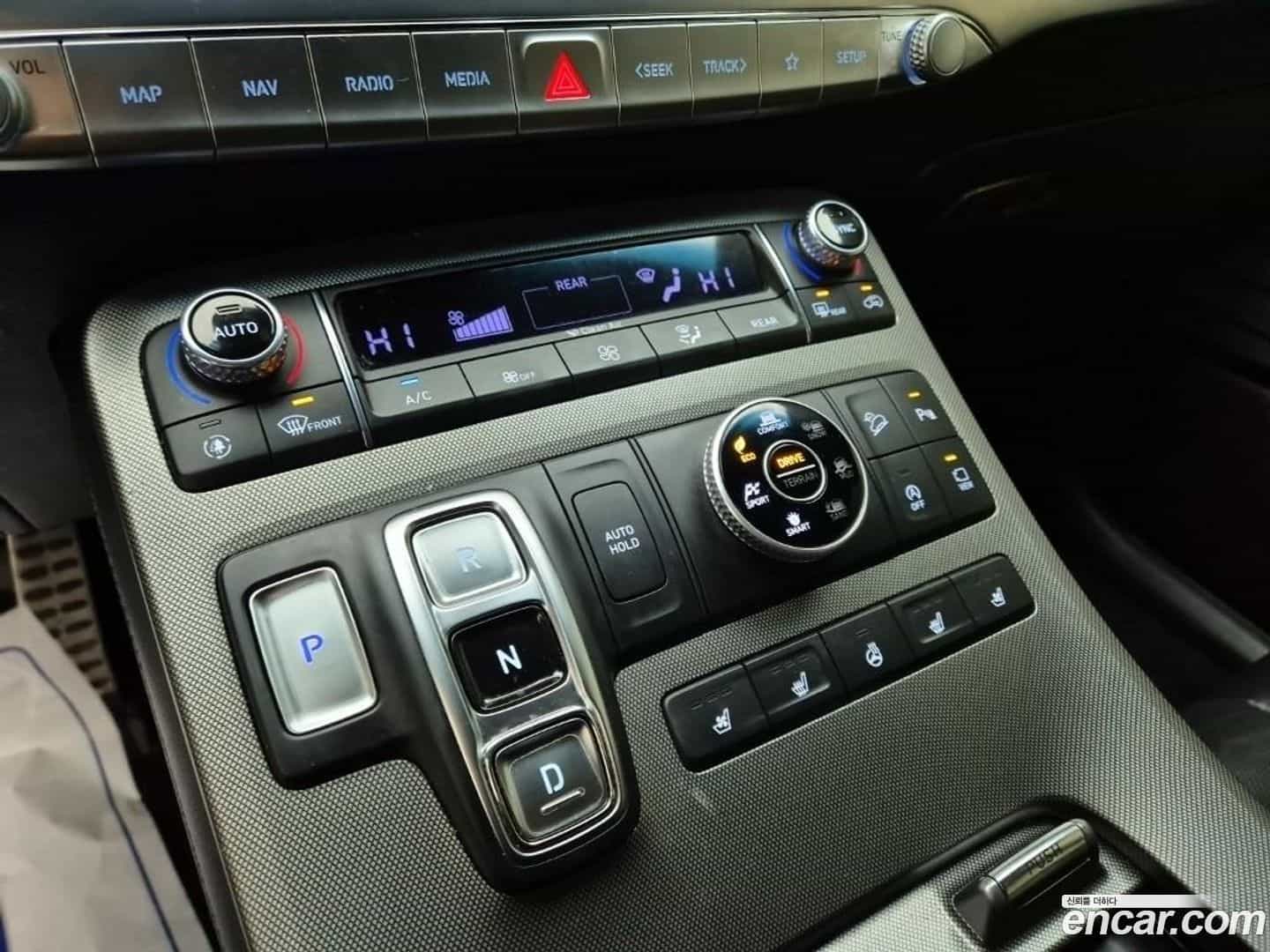 Palisade Hyundai 2021.2-INNER-010