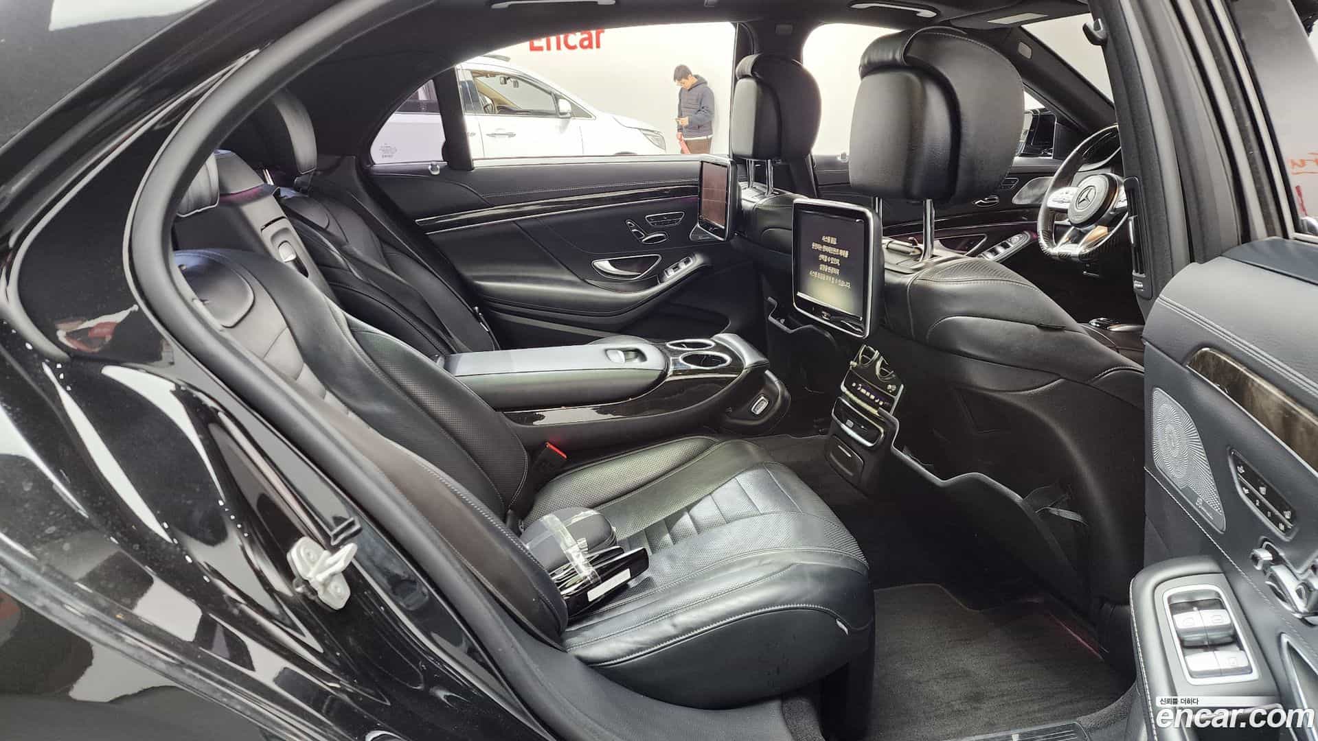 S-Class Mercedes-Benz 2015.1-OPTION-016