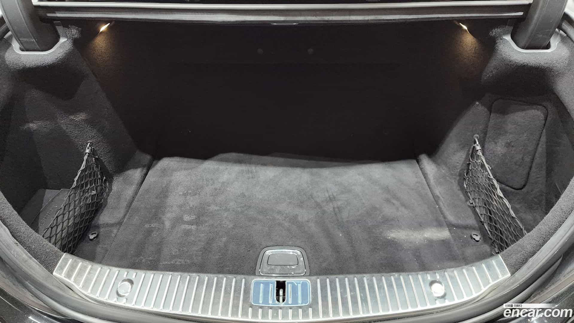 S-Class Mercedes-Benz 2015.1-OPTION-024