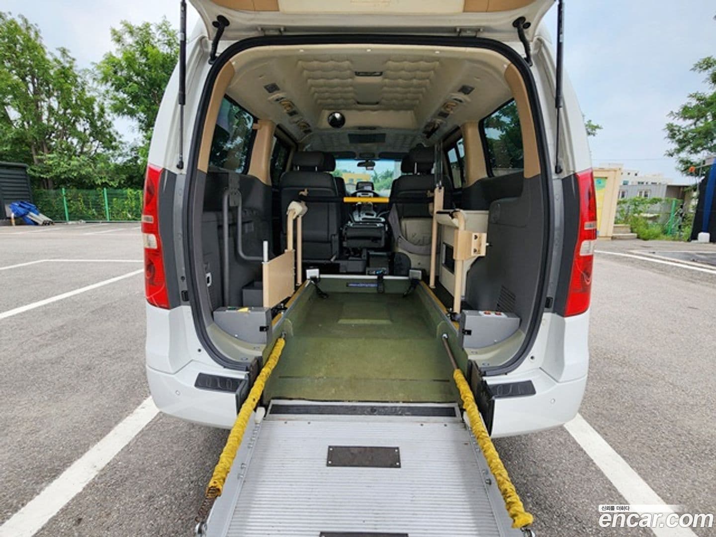 Main__Slider__Photo:Starex Hyundai 2011.10-6