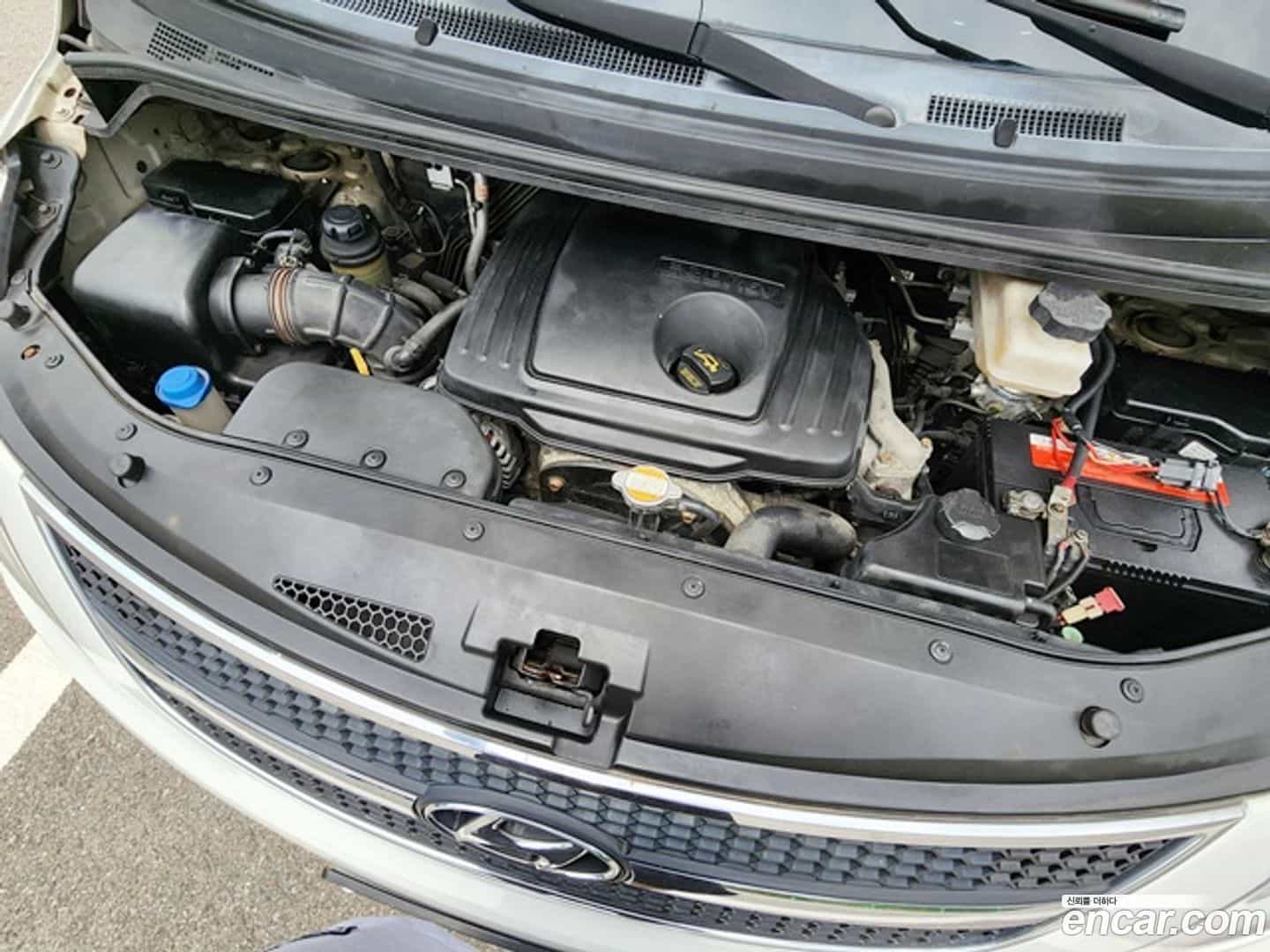 Starex Hyundai 2011.10-INNER-008