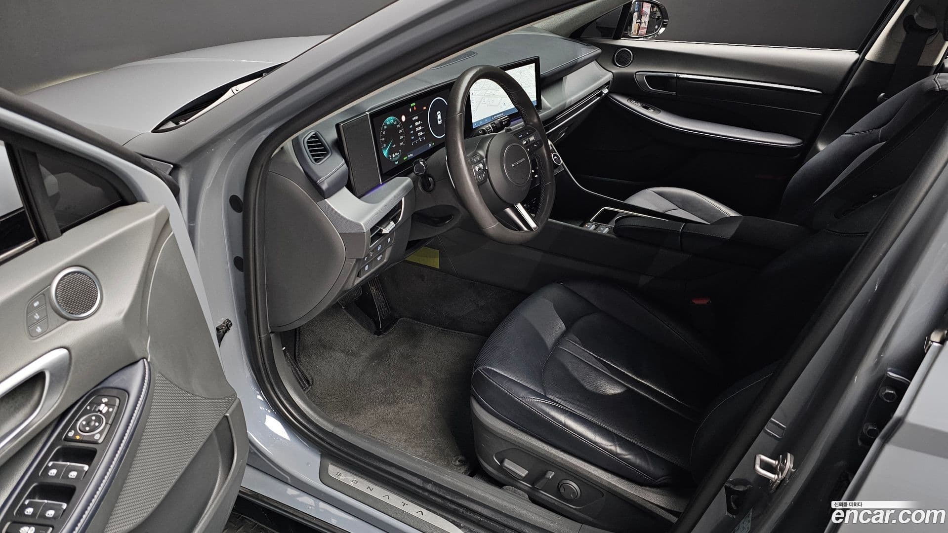 Main__Slider__Photo:Sonata Hyundai 2023.9-10