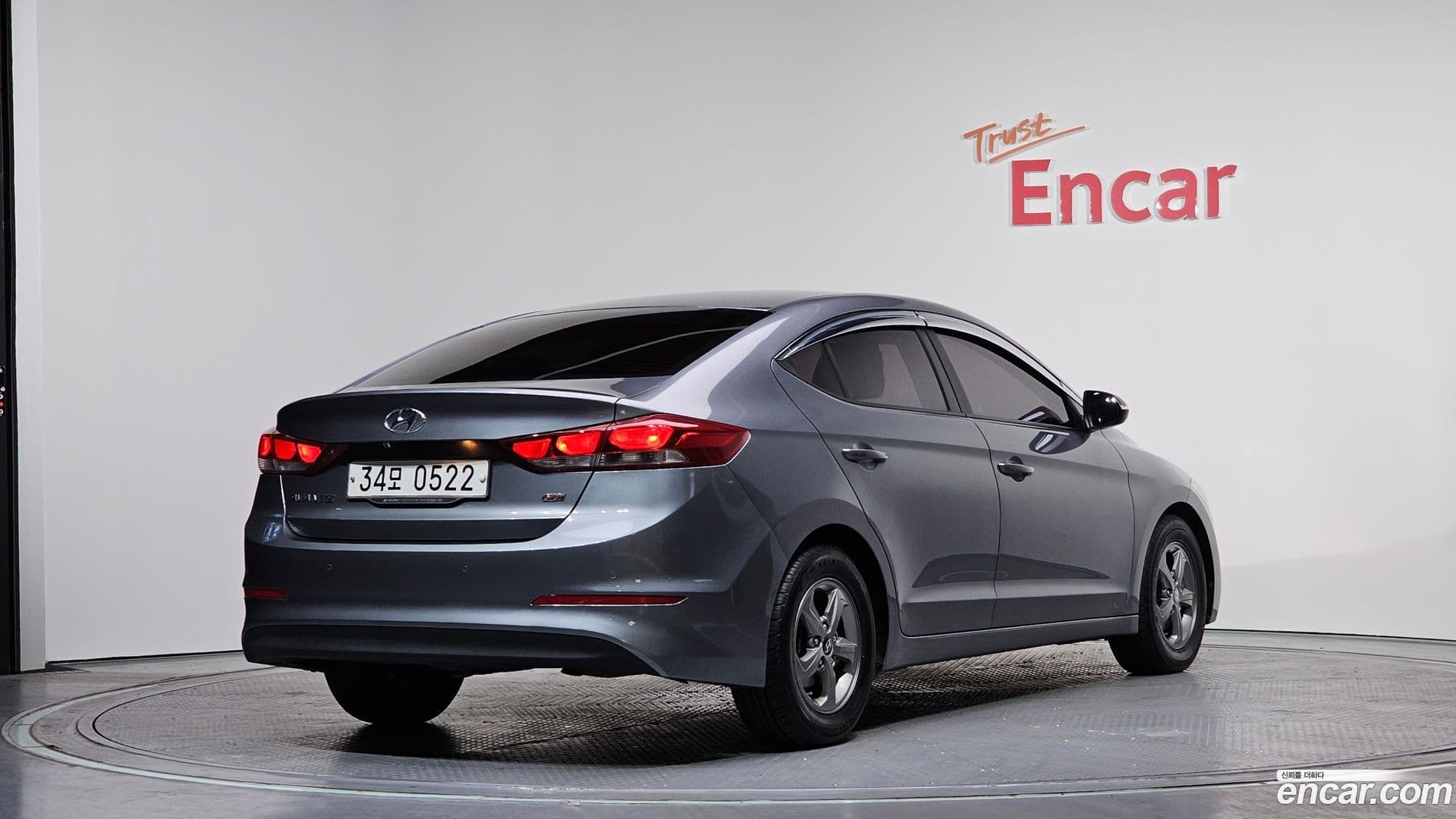 Main__Slider__Photo:AVANTE Hyundai 2016.2-1