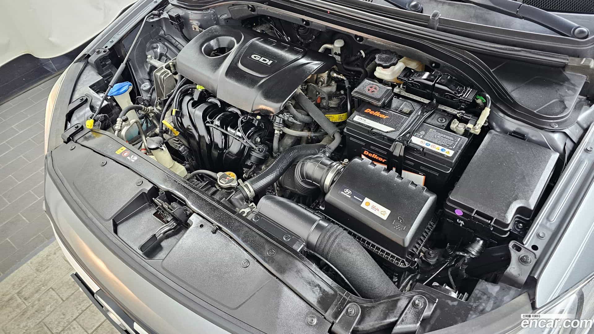 AVANTE Hyundai 2016.2-INNER-006