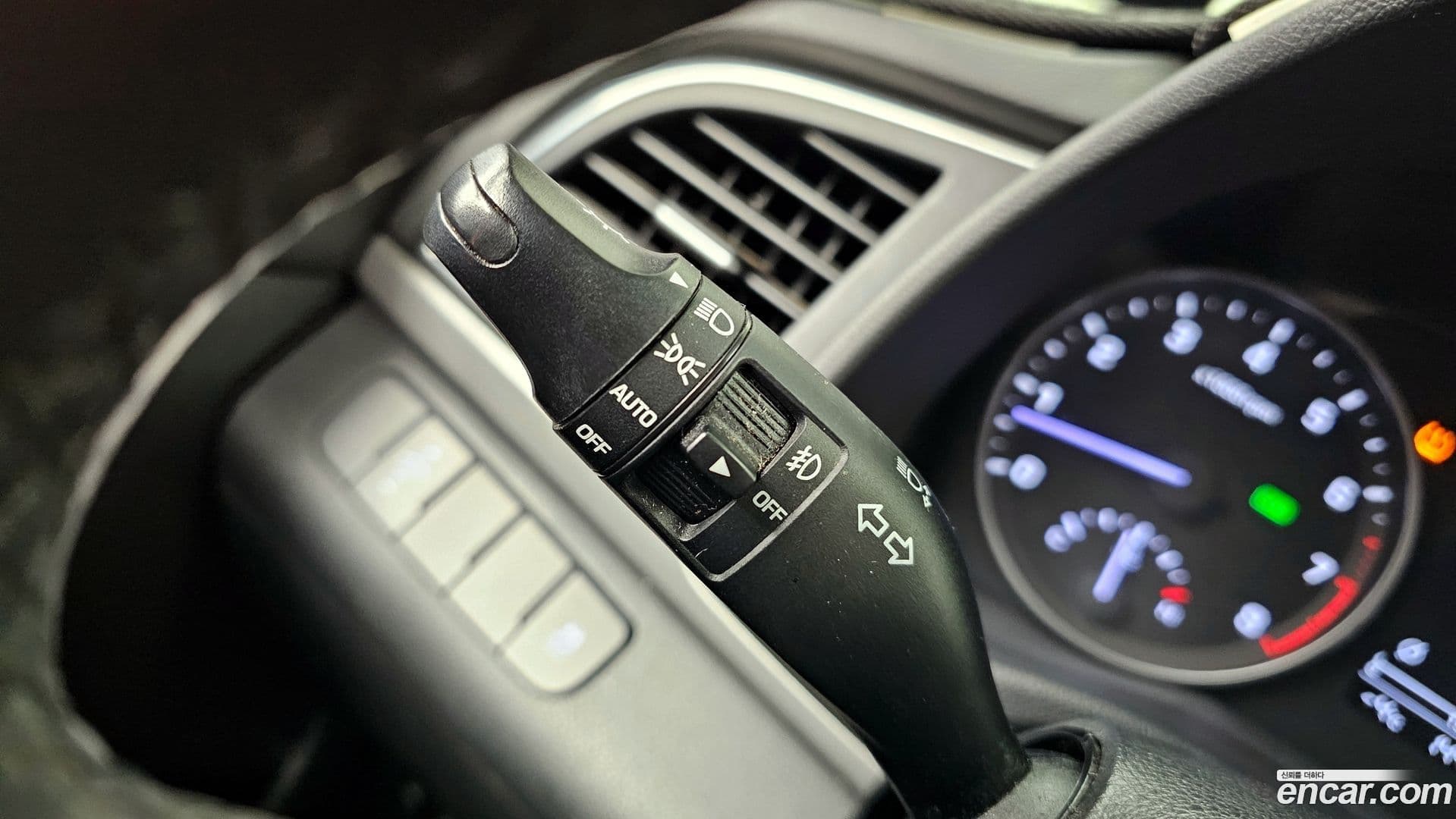 Main__Slider__Photo:AVANTE Hyundai 2016.2-18