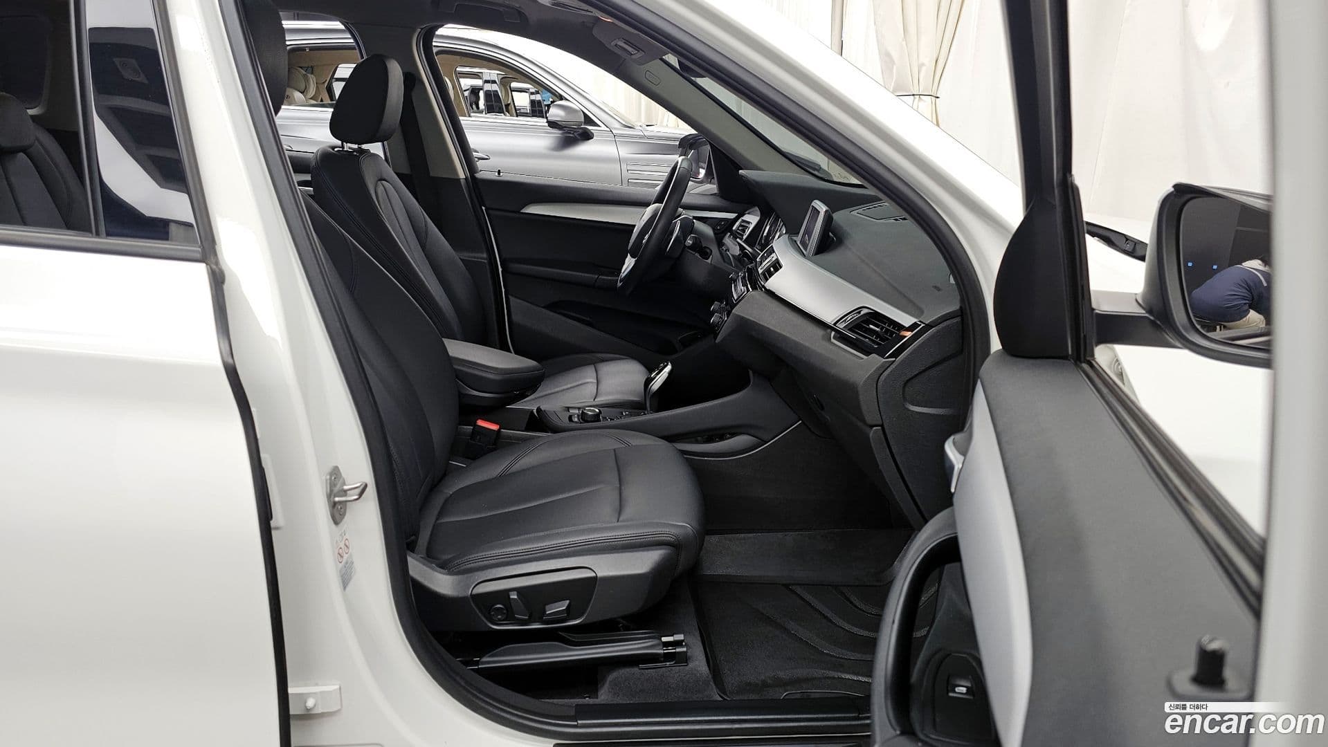 Main__Slider__Photo:X1 BMW 2018.11-10