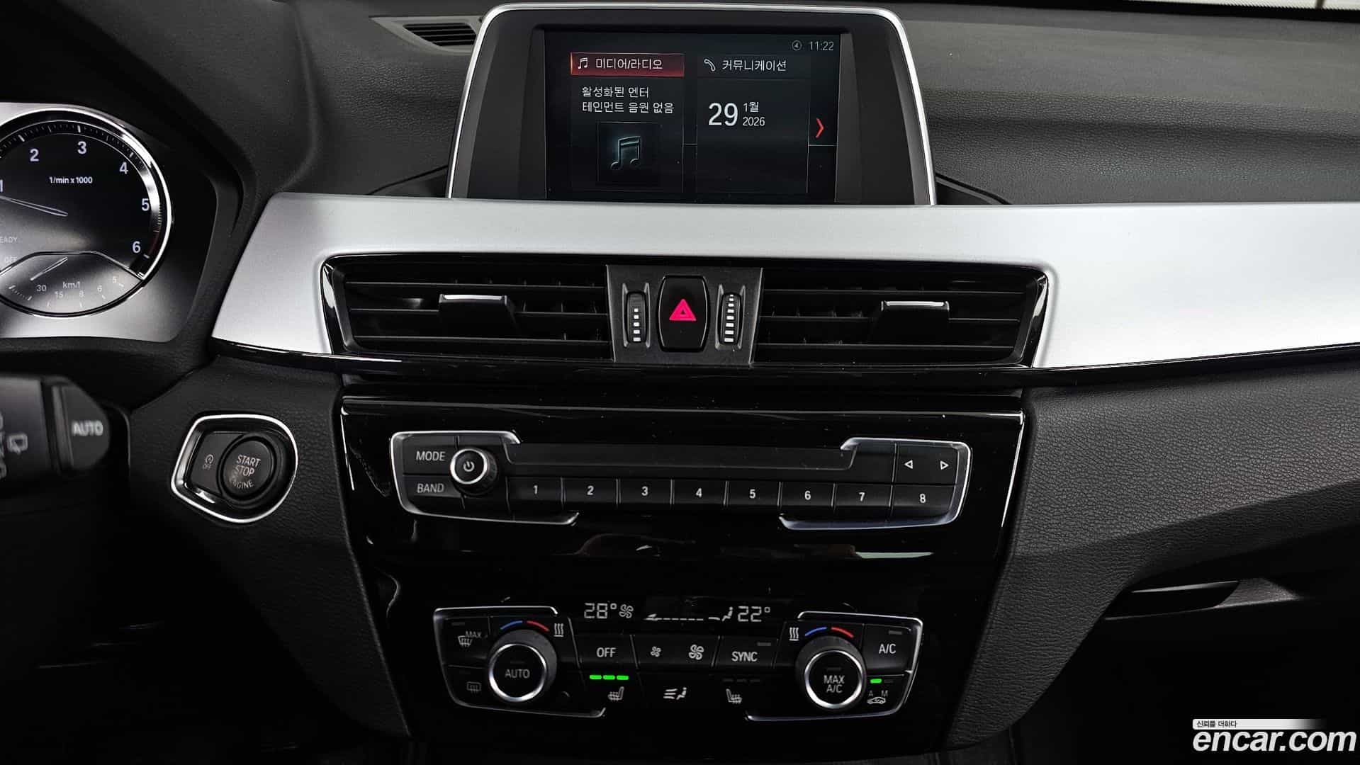 X1 BMW 2018.11-OPTION-018