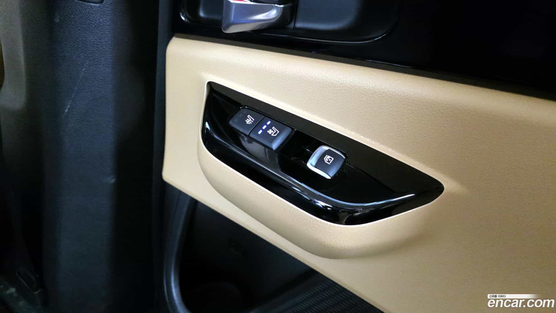 Canival Kia 2021.8-OPTION-023