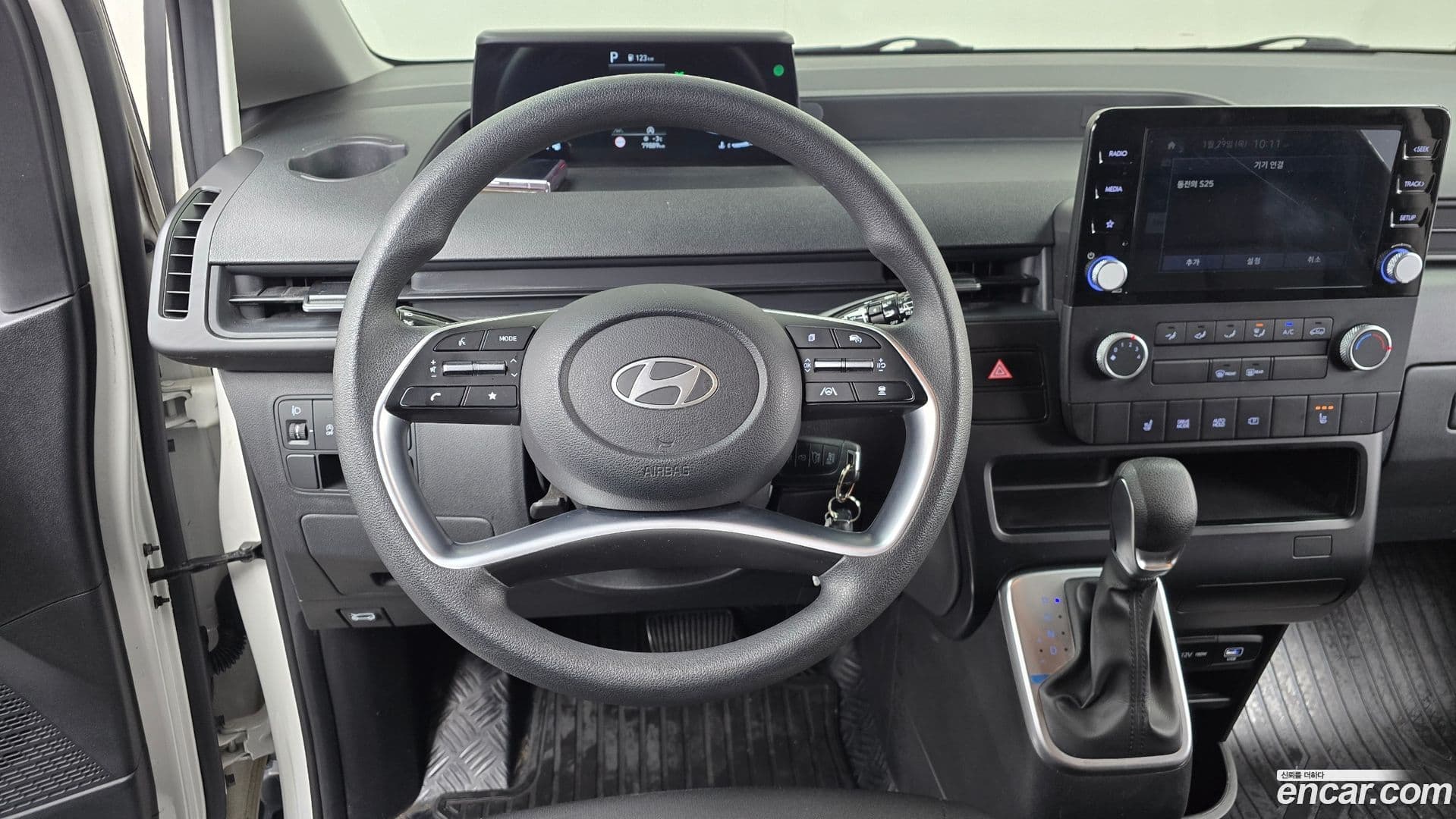 Main__Slider__Photo:Staria Hyundai 2024.7-12