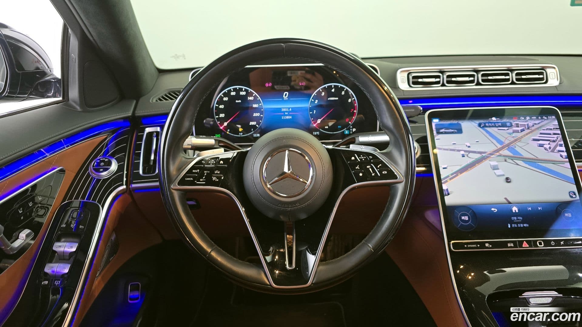 Main__Slider__Photo:S-Class Mercedes-Benz 2022.4-12