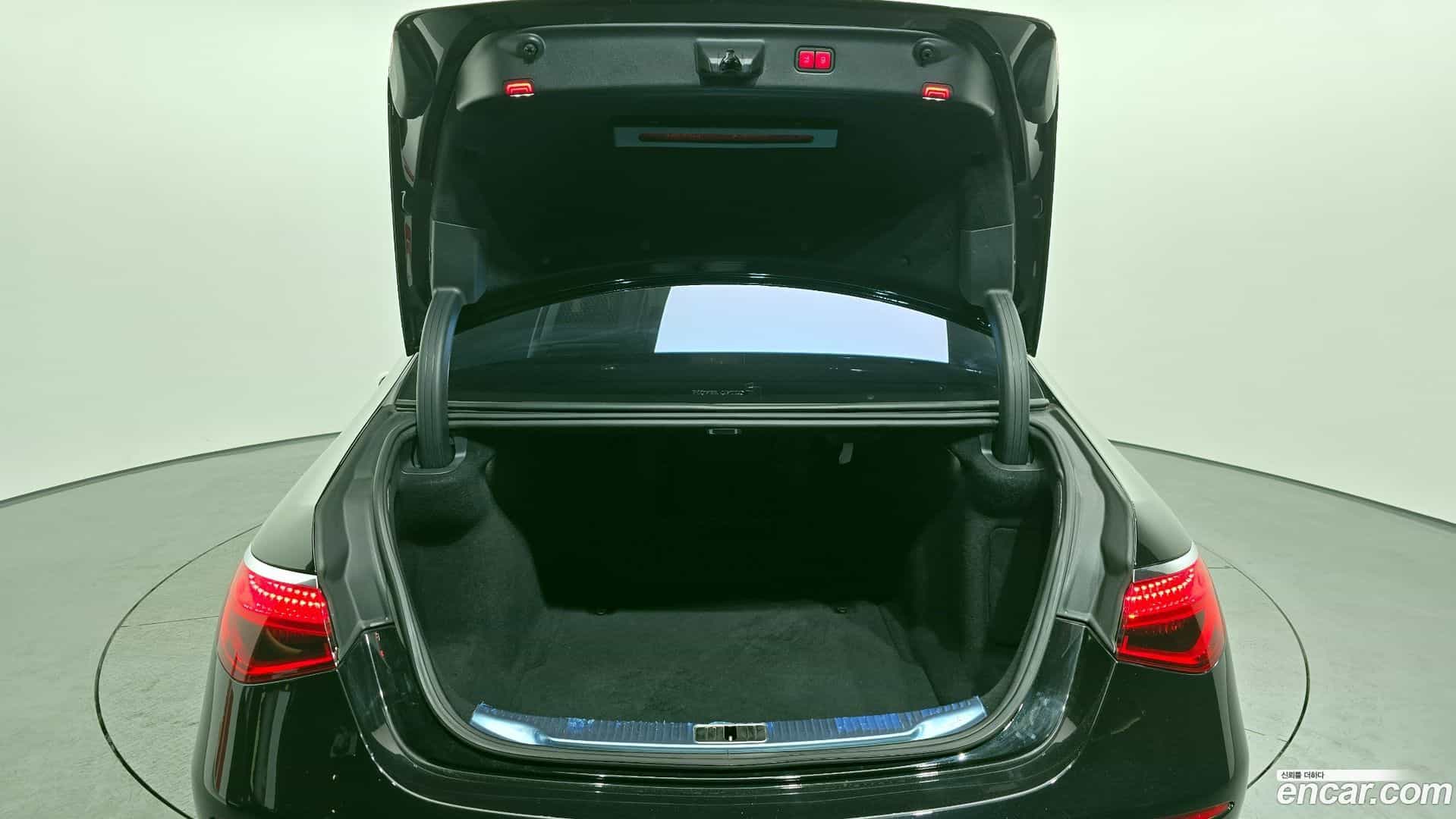 S-Class Mercedes-Benz 2022.4-OPTION-024